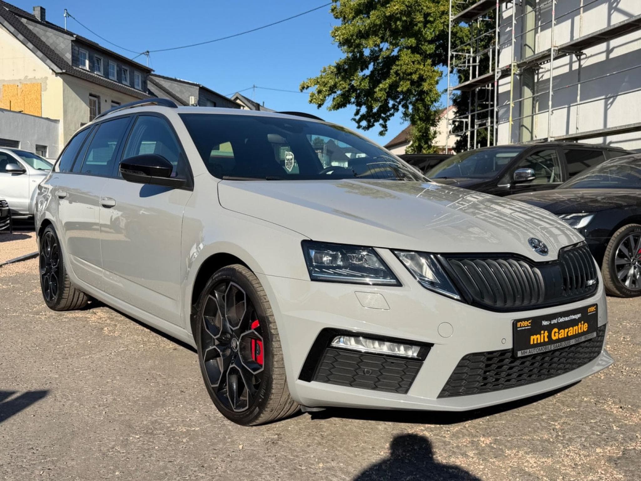 Skoda Octavia Combi RS 245 (2020) - Photo 8