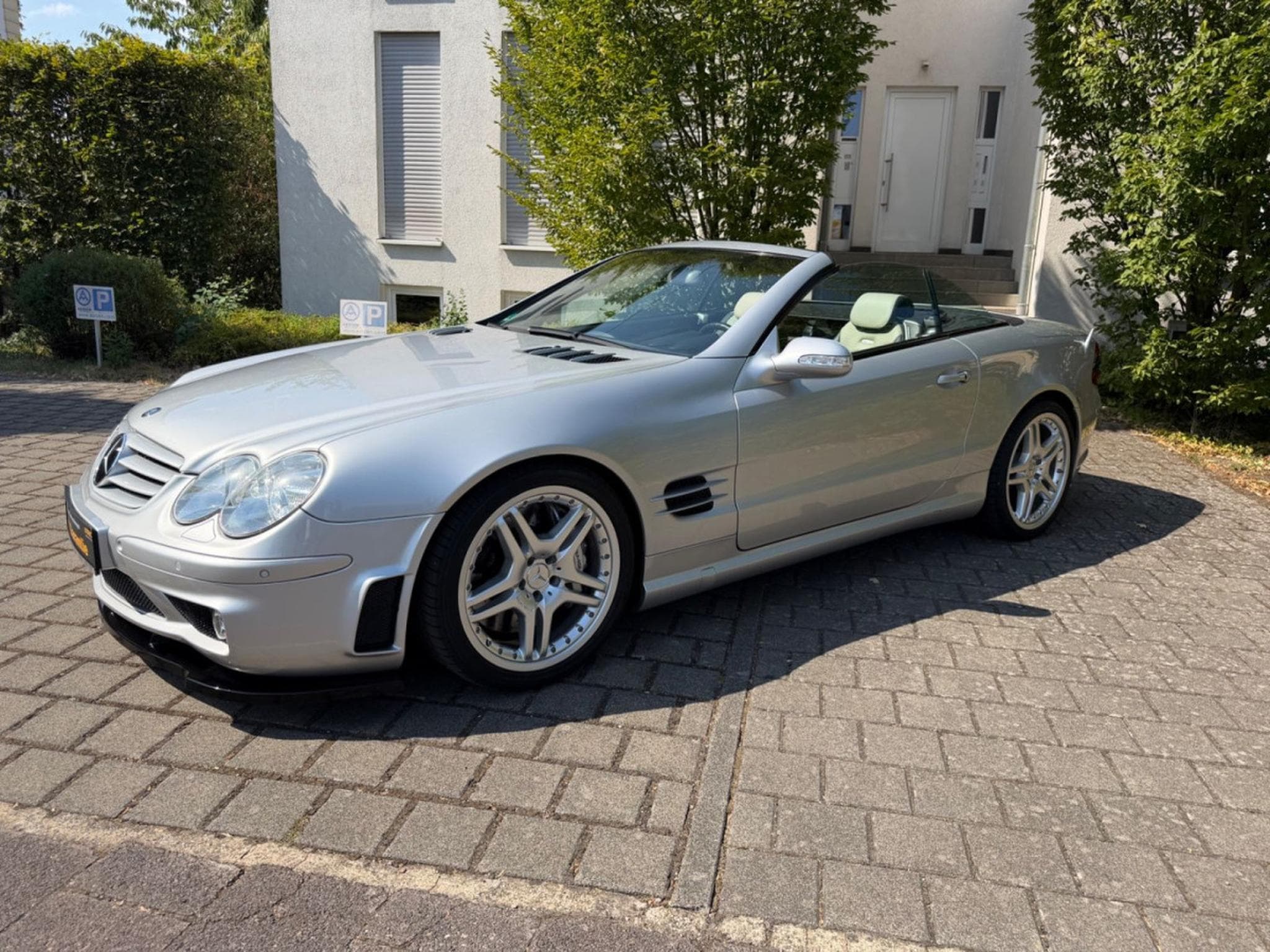 Mercedes SL 55 AMG Performance/Pano/Designo/Unfallfrei/ (2002) - Photo 1