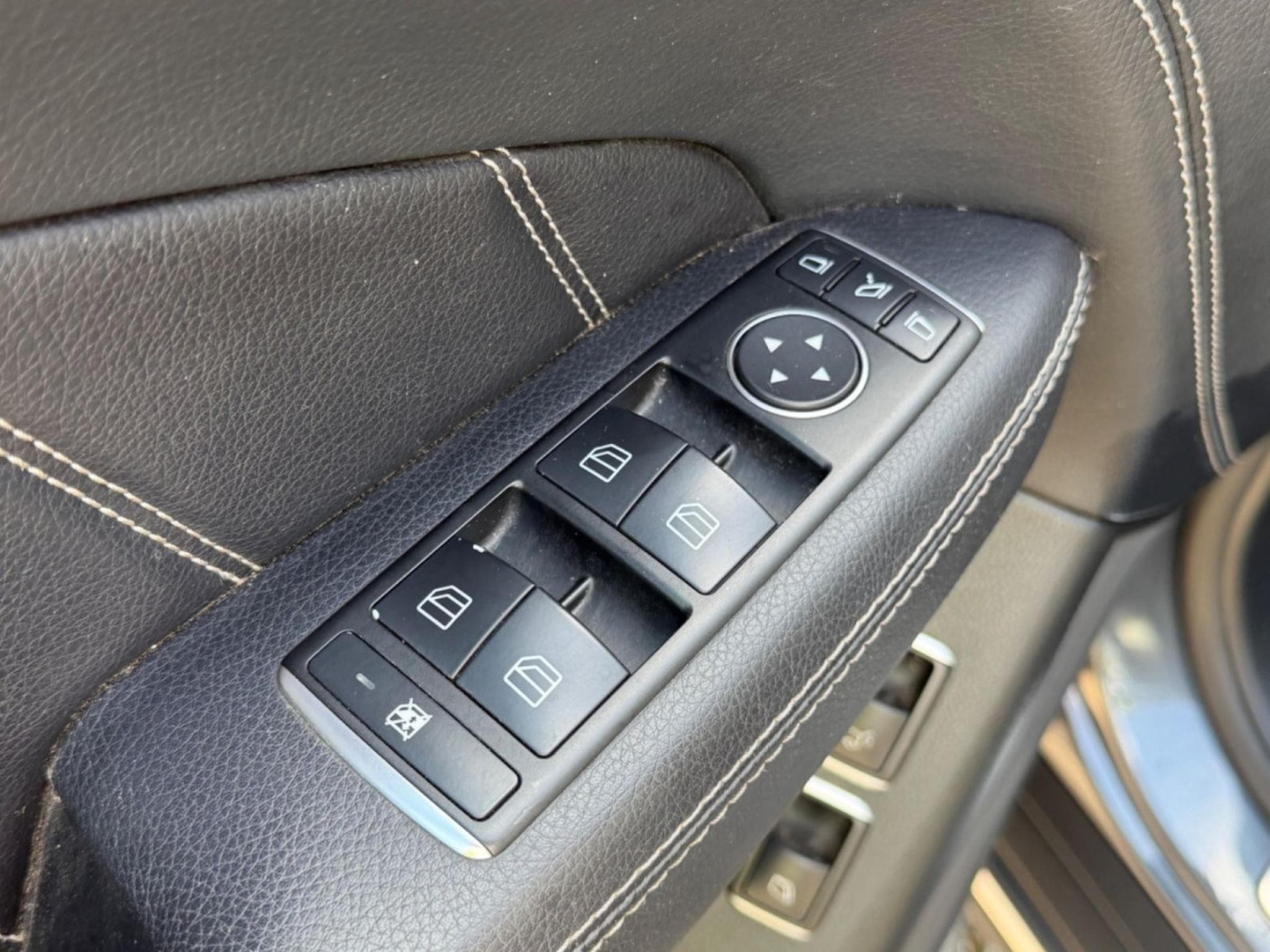 Mercedes GL 350 BlueTec 4Matic/PANO/7xsitze/Kamera/AHK (2015) - Photo 5