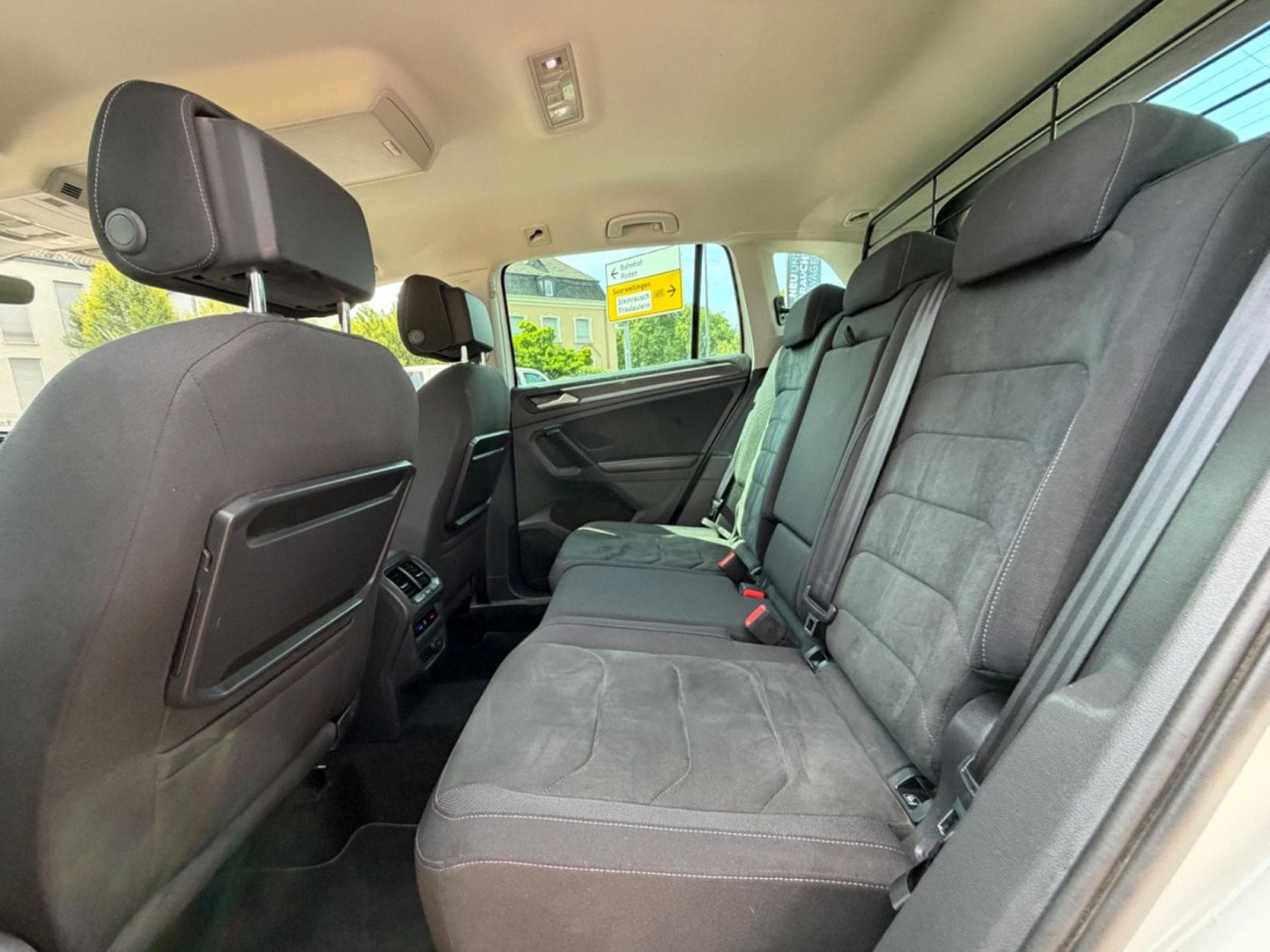 VW Tiguan Highline BMT/Start-Stopp 4Motion/1.HAND/ (2019) - Photo 12