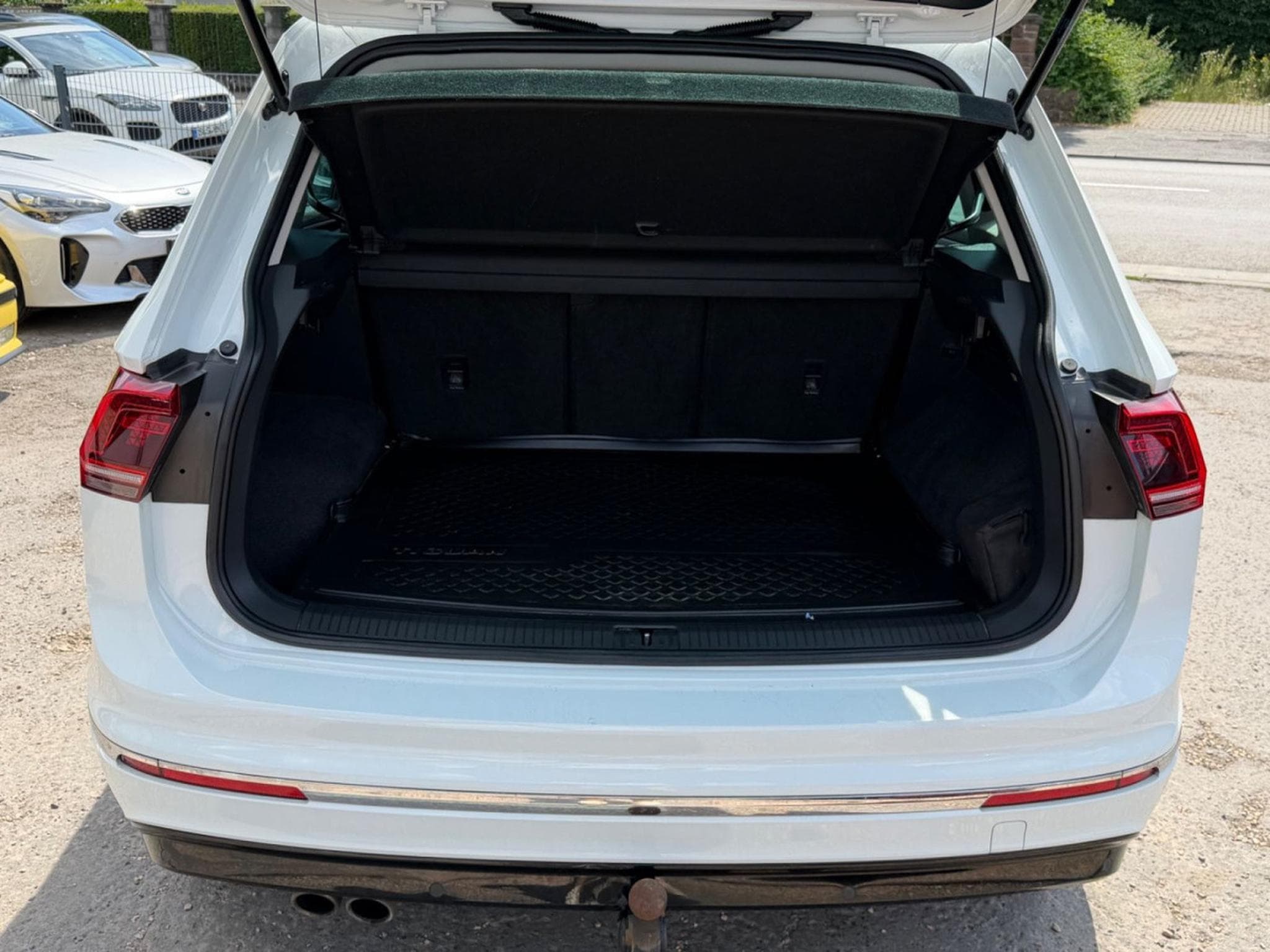 VW Tiguan Highline BMT/Start-Stopp 4Motion/1.HAND/ (2019) - Photo 13