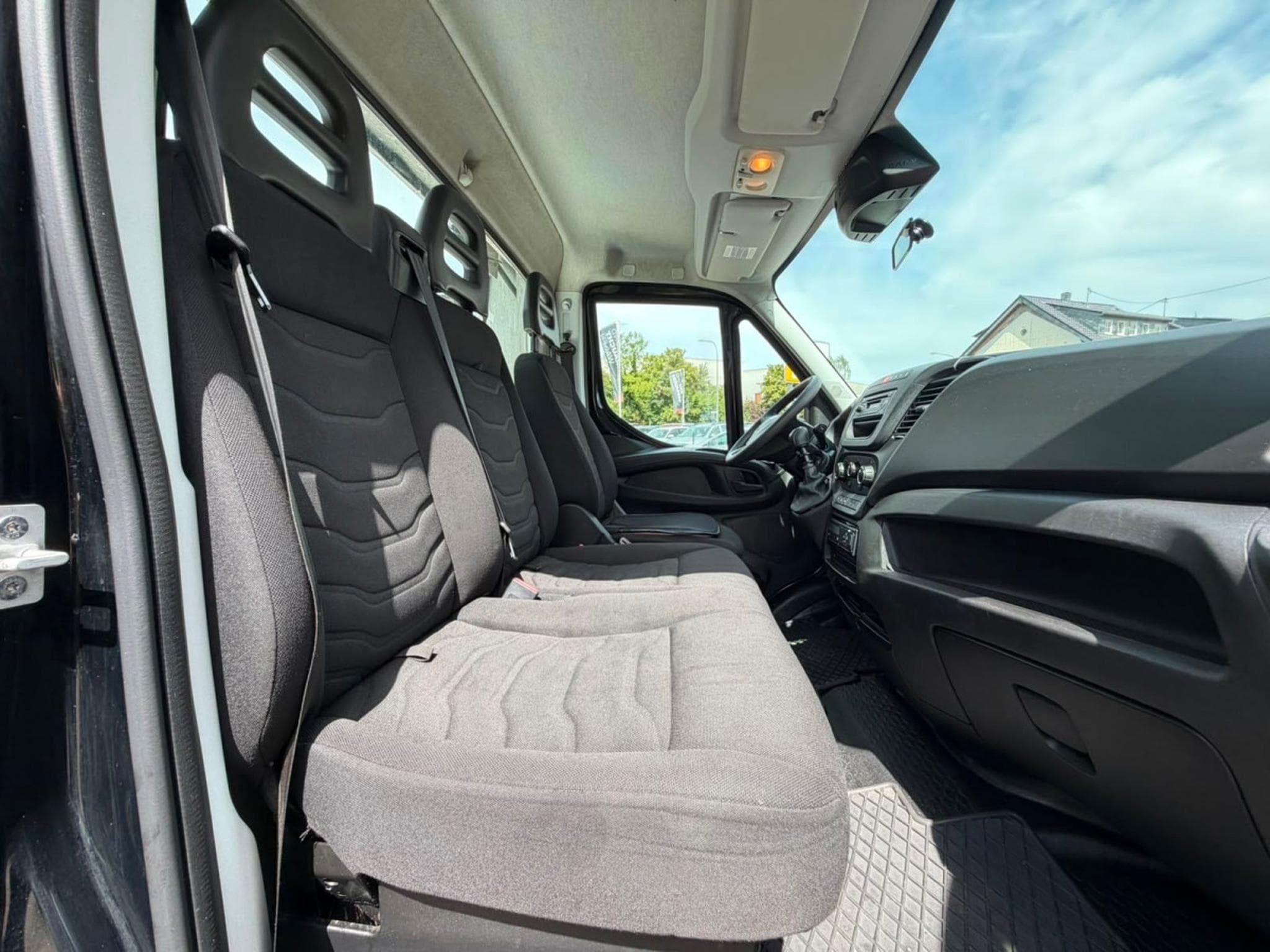 Iveco Daily 50 C  3.0liter /170 PS / 5.2 M Ladefläche/ (2016) - Photo 3
