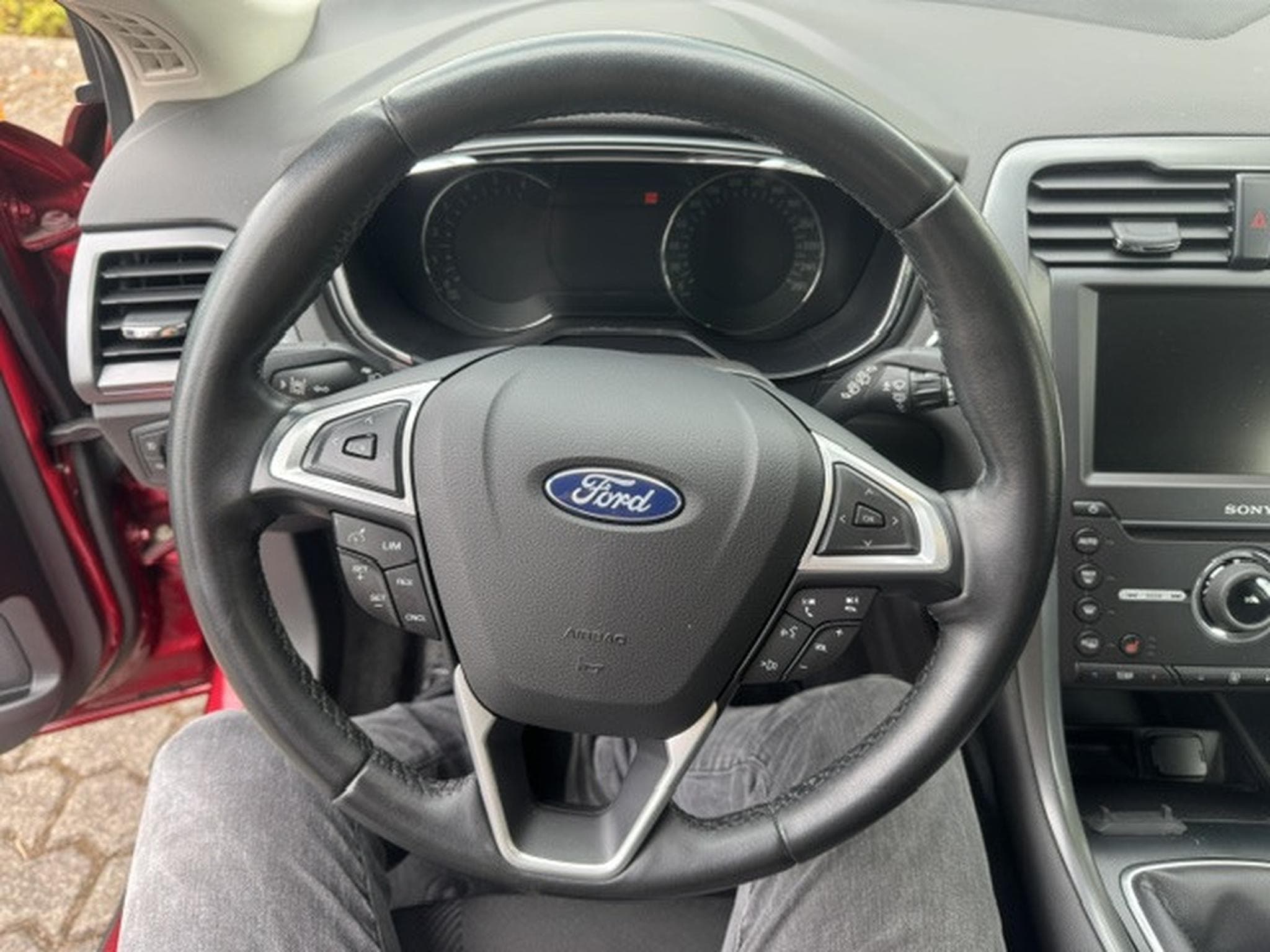 Ford Mondeo FORD MONDEO TITANIUM KAMERA MFL SHZ NAVI KEYLESS GO (2015) - Photo 15