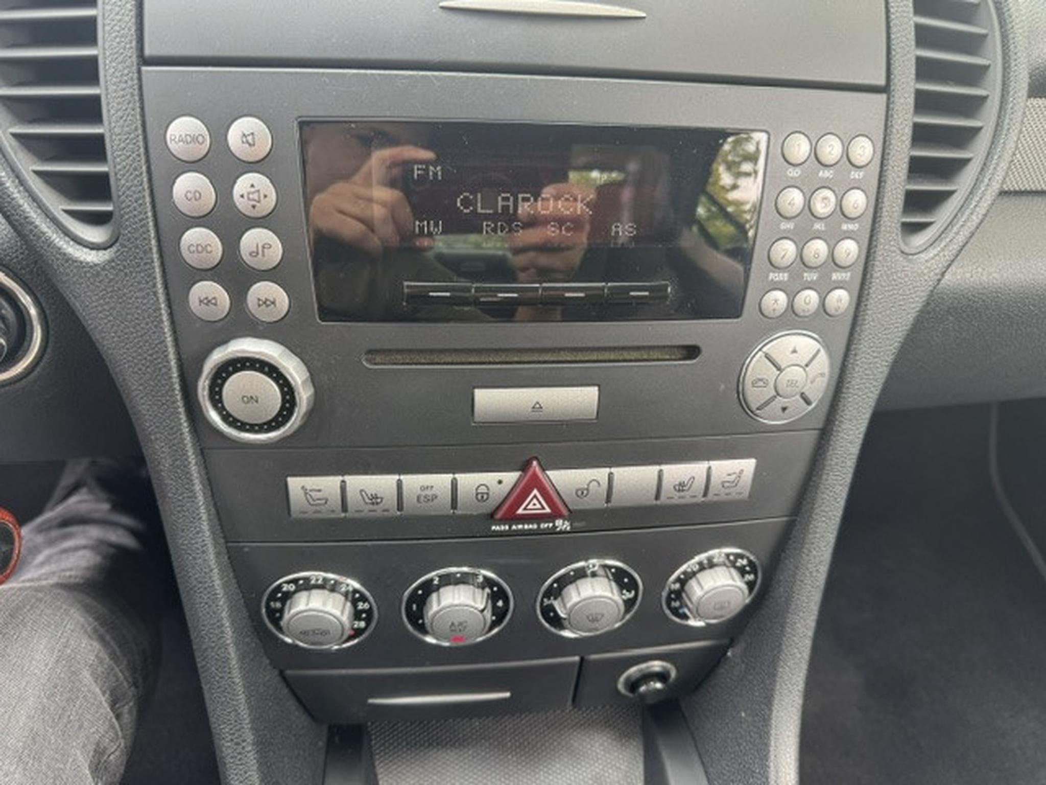 Mercedes SLK MERCEDES BENZ SLK 200 KEMPRESSOR EDITION 10  LEDER (2007) - Photo 14