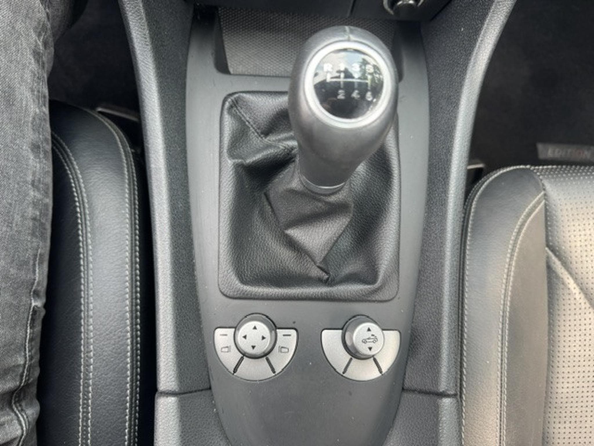 Mercedes SLK MERCEDES BENZ SLK 200 KEMPRESSOR EDITION 10  LEDER (2007) - Photo 16
