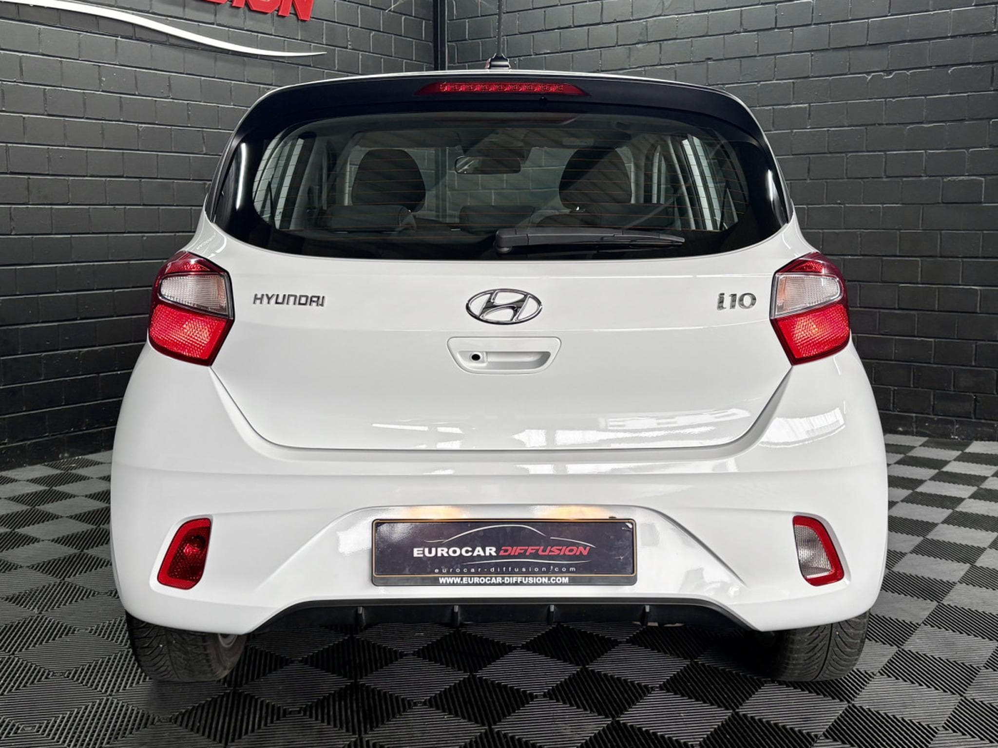 Hyundai i10 1.0 67 CV *CAM* *CARPLAY* (2020) - Foto 5