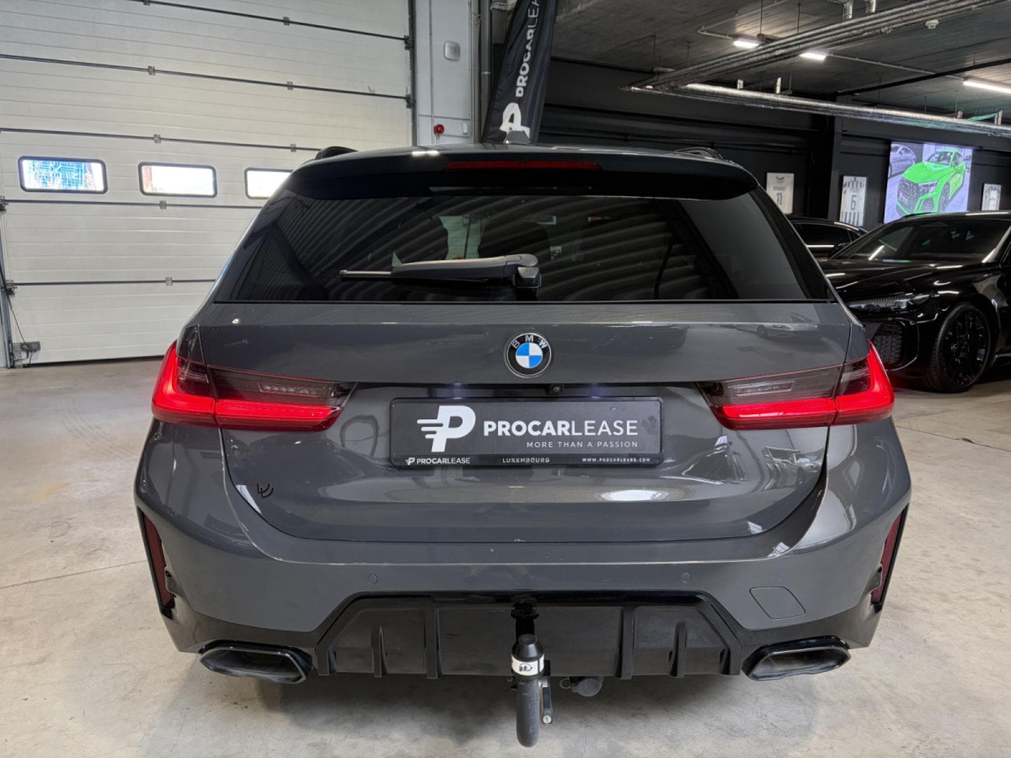 BMW M340 Touring M340 d xDrive/Pano/HUD/Camera/19/ACC/ (2023) - Photo 11