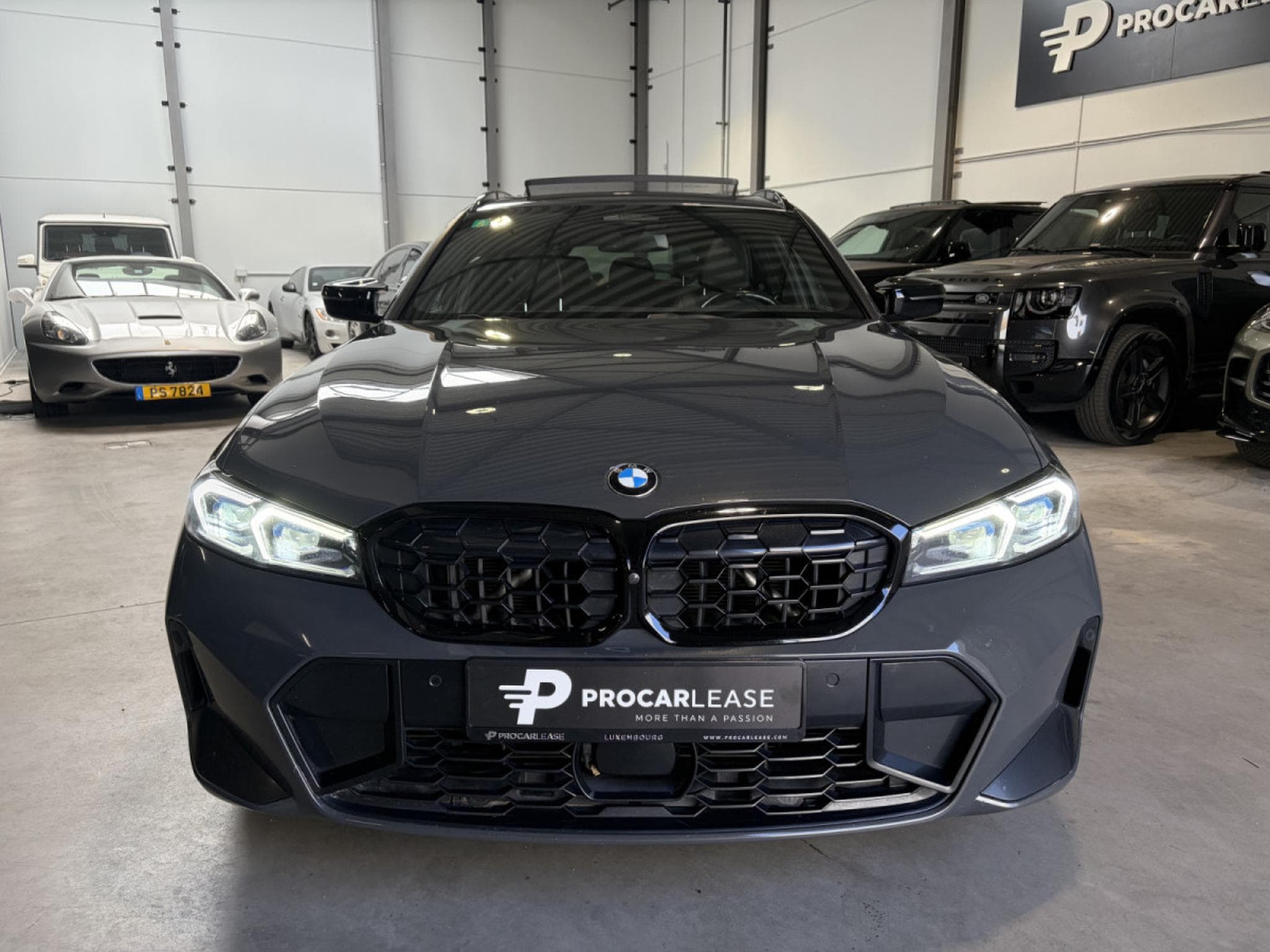 BMW M340 Touring M340 d xDrive/Pano/HUD/Camera/19/ACC/ (2023) - Photo 2