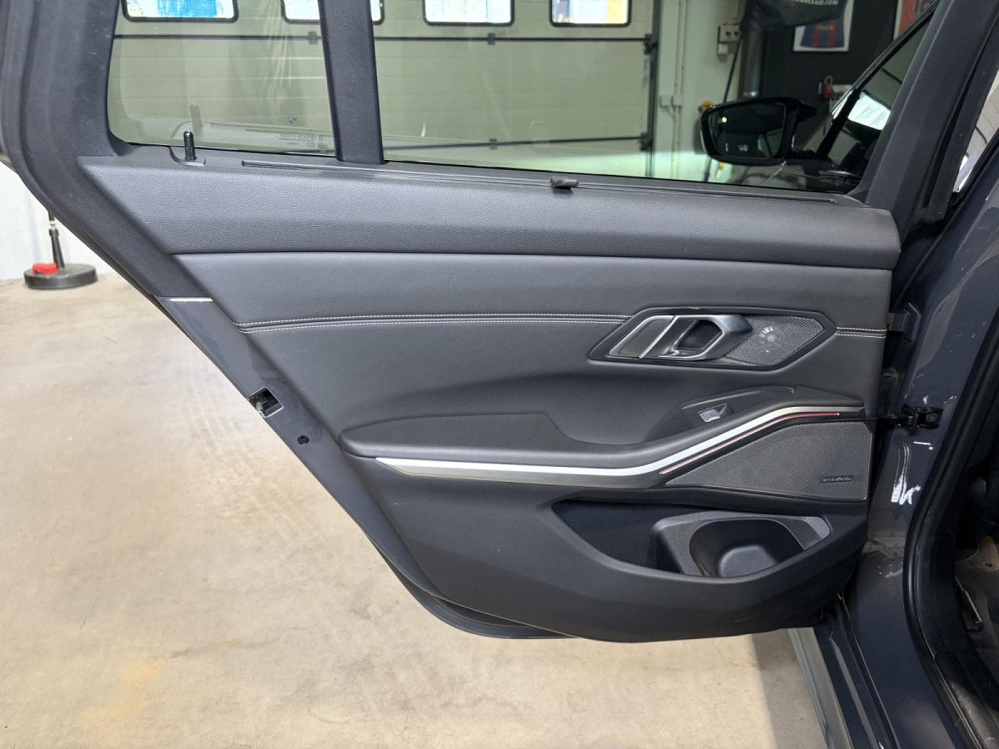 BMW M340 Touring M340 d xDrive/Pano/HUD/Camera/19/ACC/ (2023) - Photo 20