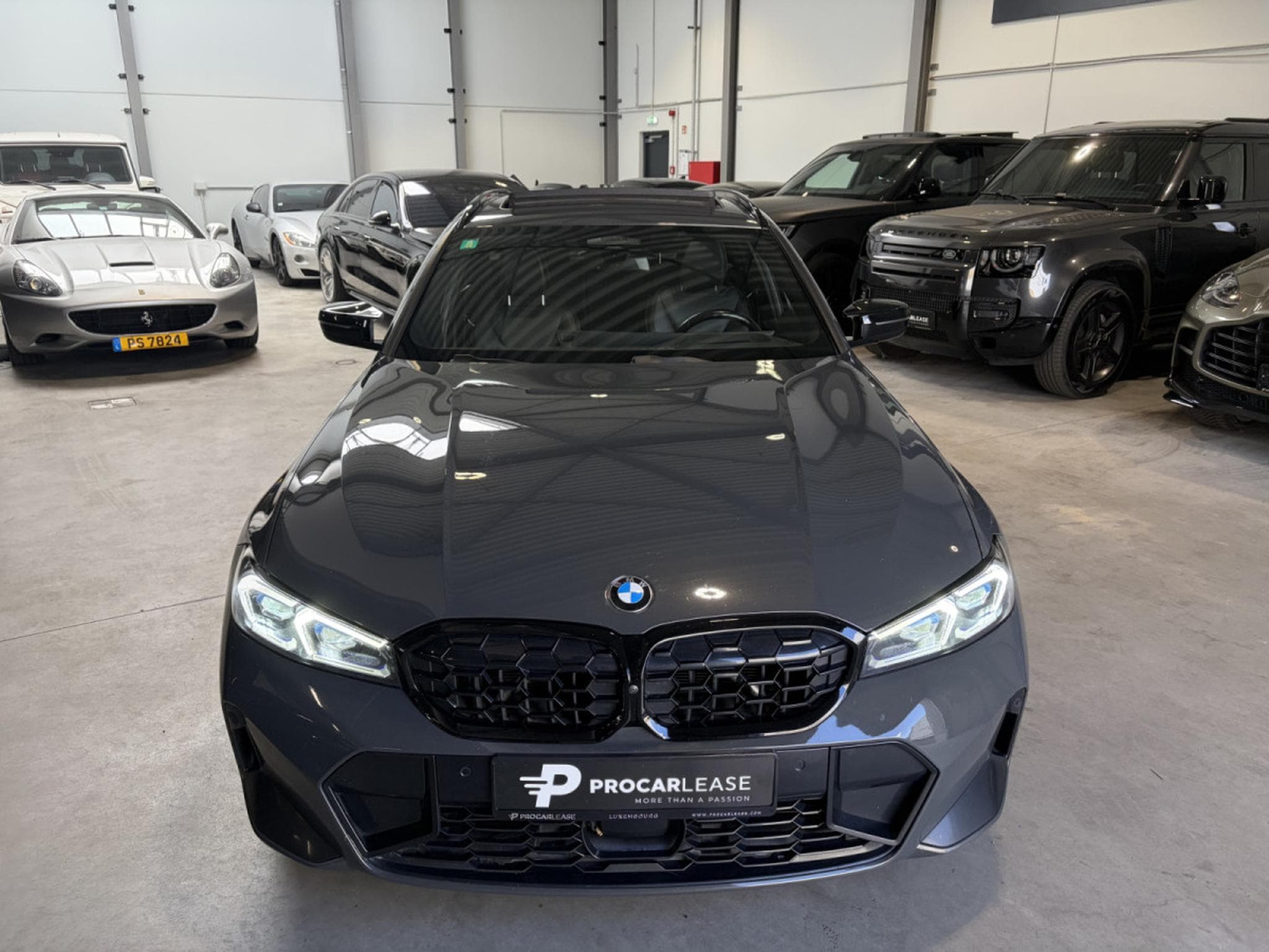 BMW M340 Touring M340 d xDrive/Pano/HUD/Camera/19/ACC/ (2023) - Photo 3
