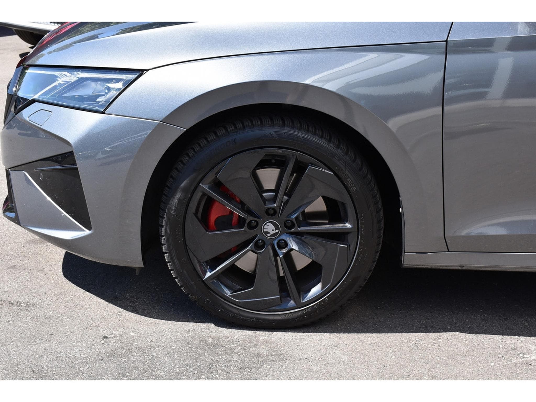 Skoda Octavia Combi 2.0 TSI RS DSG TRAVEL SIDE ATT RMQ 1° MAIN (2025) - Foto 5
