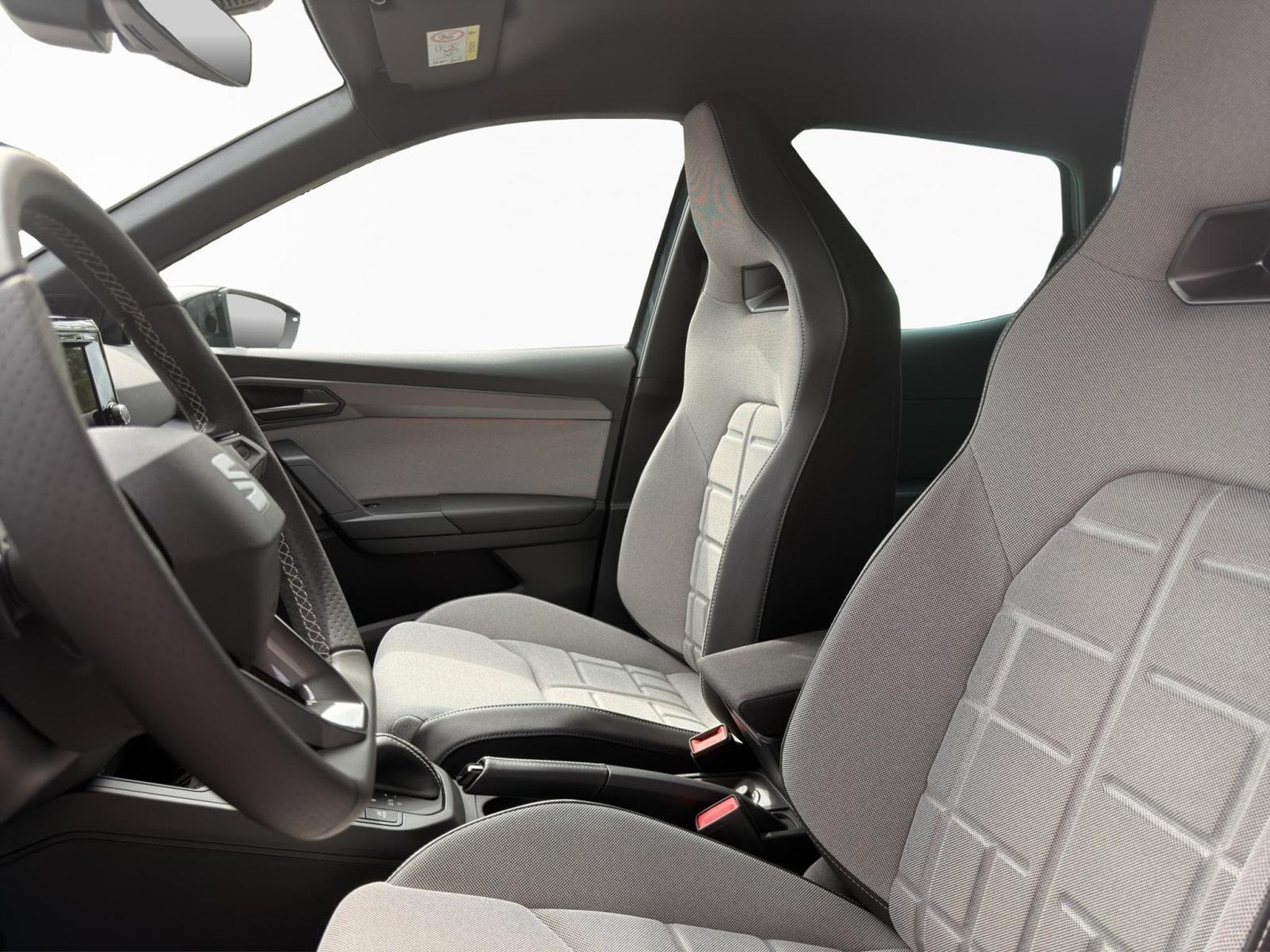 Seat Arona FR (2026) - Foto 9