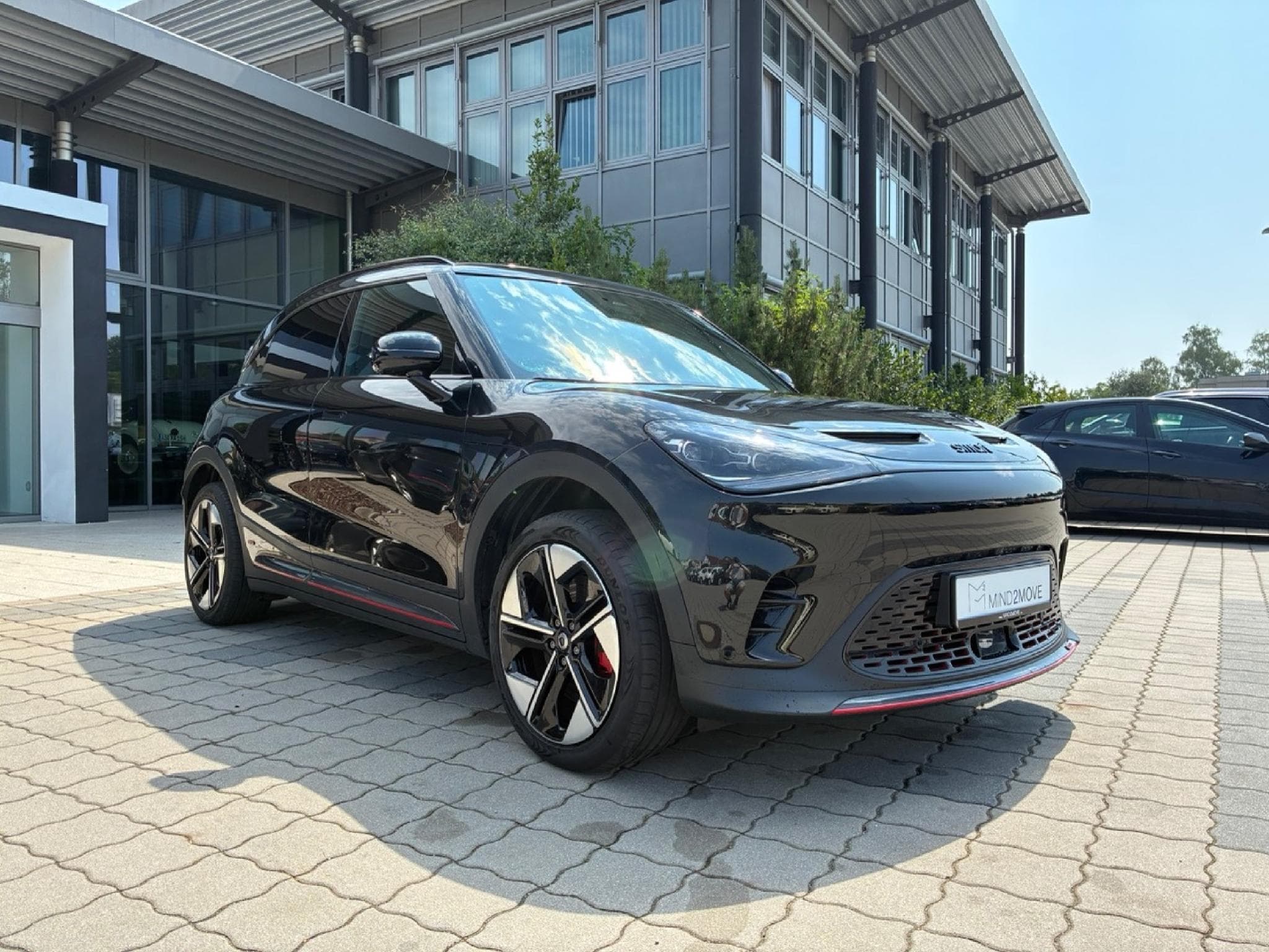 Smart C-Max #1 Brabus AWD (66kWh) (2023) - Photo 1