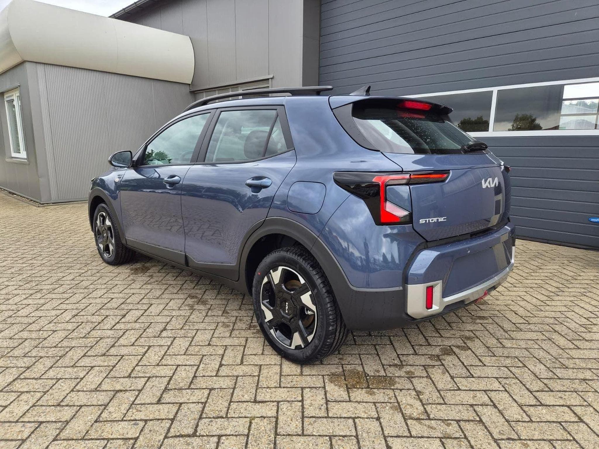 Kia Stonic Standard (2026) - Photo 3