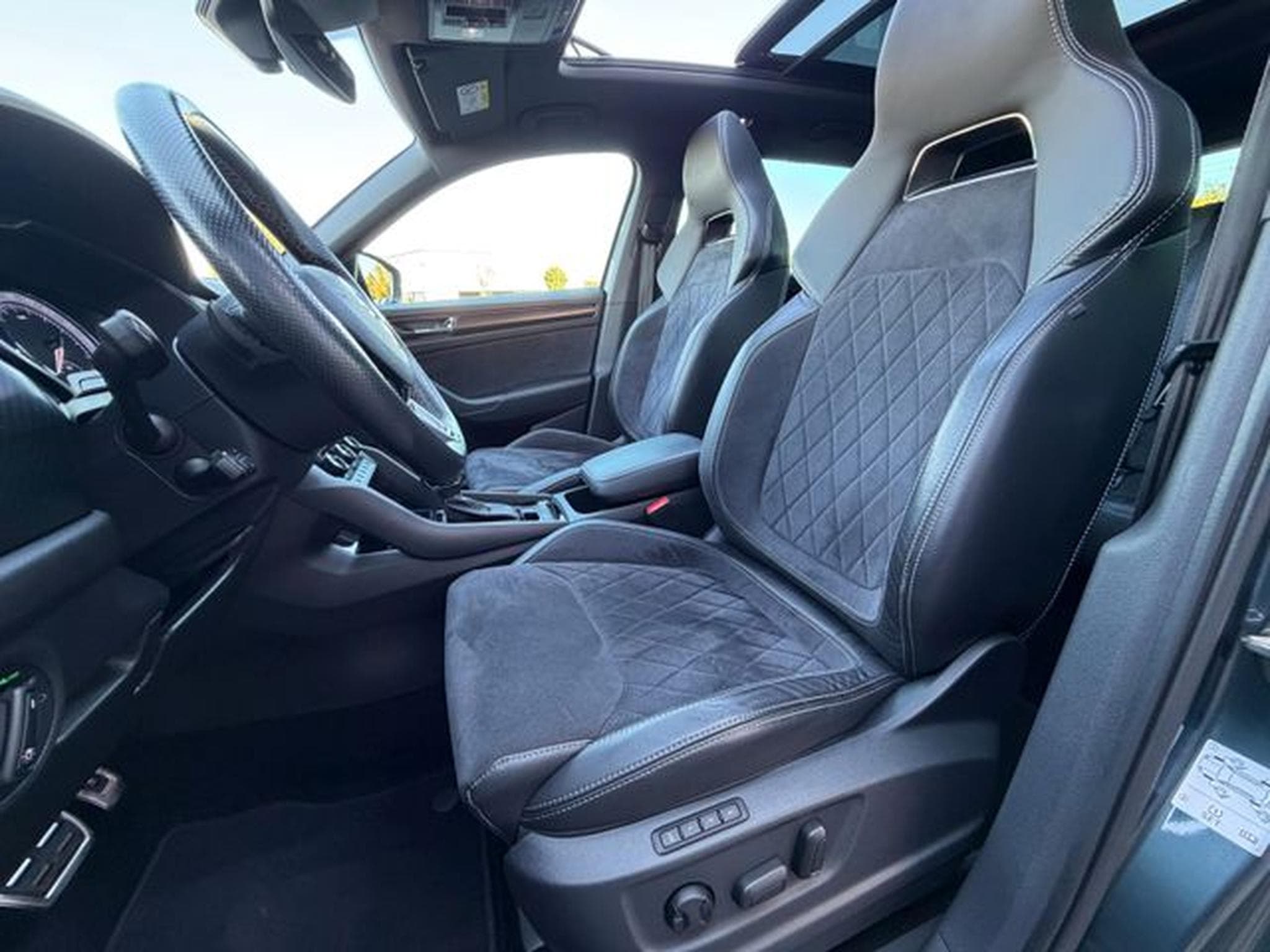 Skoda Kodiaq Kodiaq 2,0TDi Sportline 4x4 Pano AHK Standhz. (2020) - Photo 10