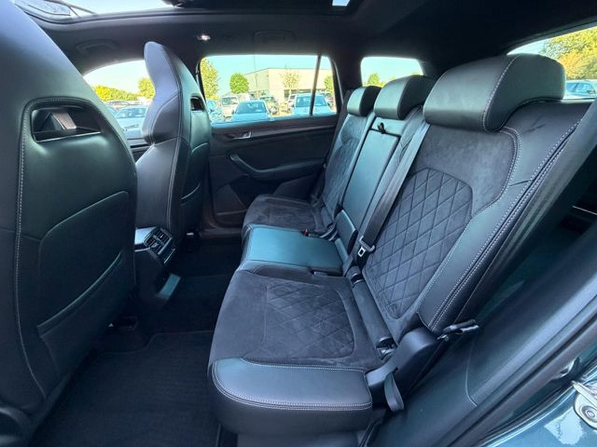 Skoda Kodiaq Kodiaq 2,0TDi Sportline 4x4 Pano AHK Standhz. (2020) - Photo 12