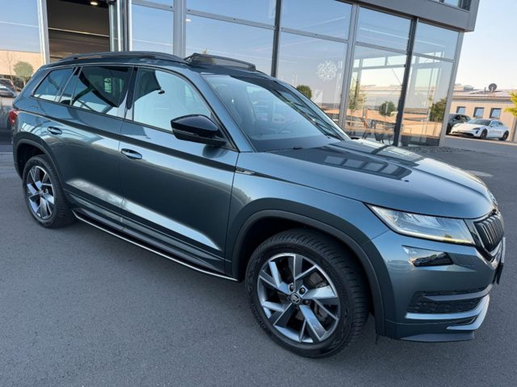 Skoda Kodiaq Kodiaq 2,0TDi Sportline 4x4 Pano AHK Standhz. (2020) - Photo 4