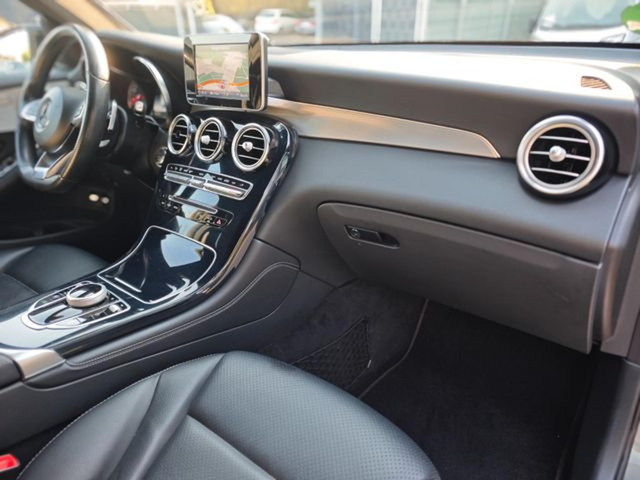 Mercedes GLC 250 GLC250d COUPE 4M*AMG-LINE*NIGHT*KAMERA*LED* (2018) - Photo 14