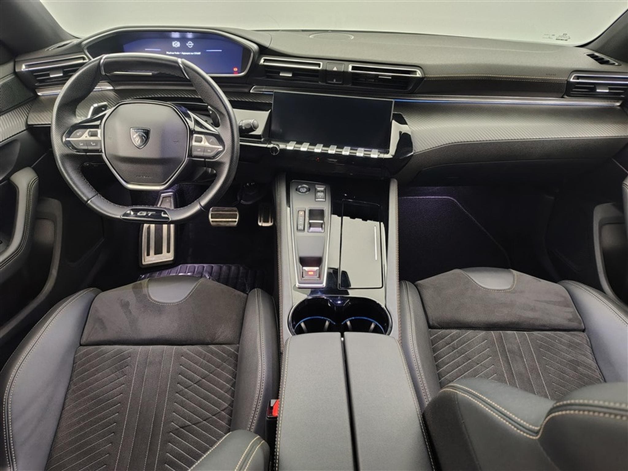 Peugeot 508 Facelift 1.5 BlueHDi 130Cv EAT8 GT S-CUIR / NAVI / FULL LED (2024) - Foto 8