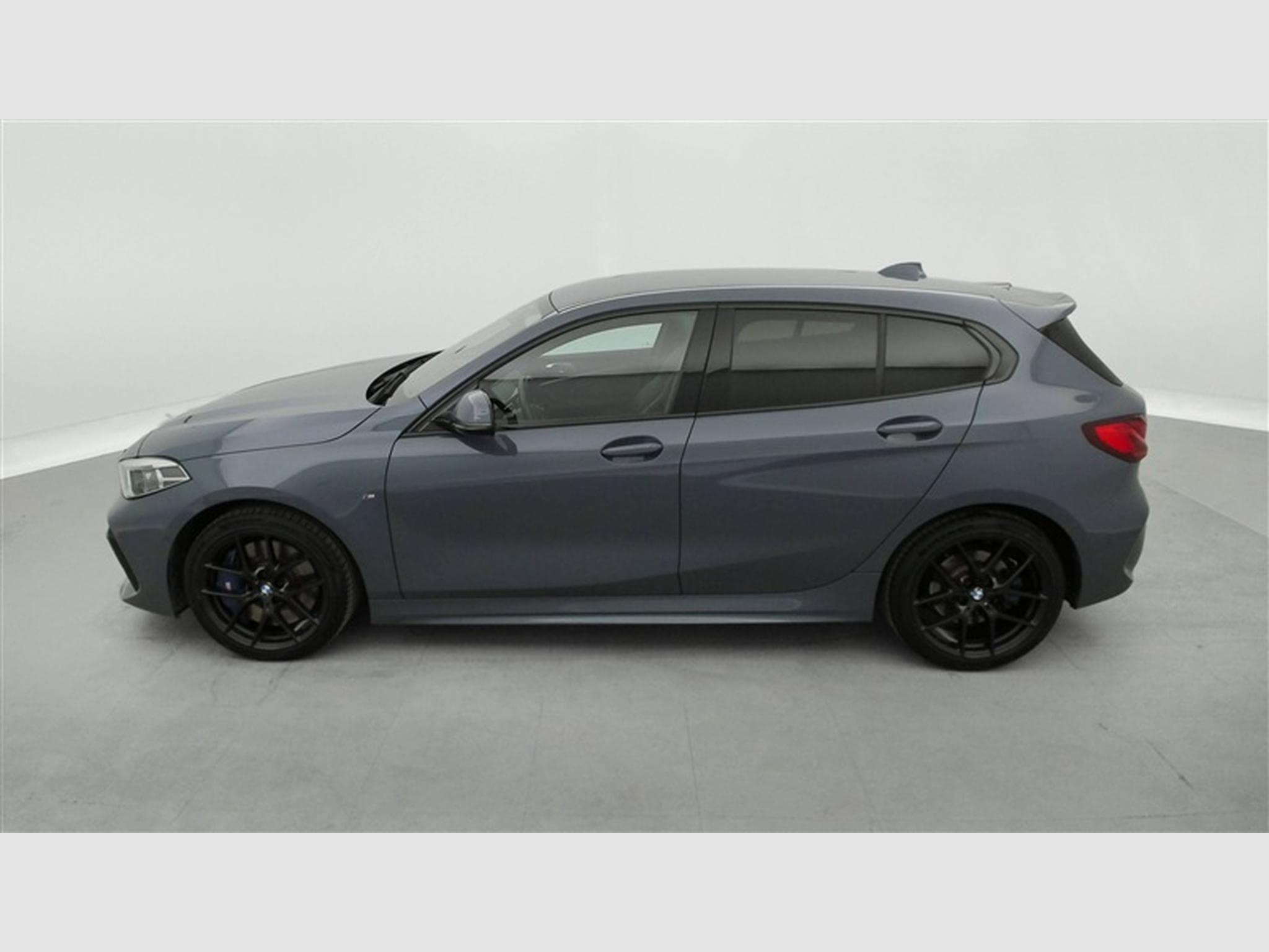 BMW 118 iA Pack M*NAVI/FULL LED/CARPLAY/CAM360/PDC/JA* (2023) - Foto 3