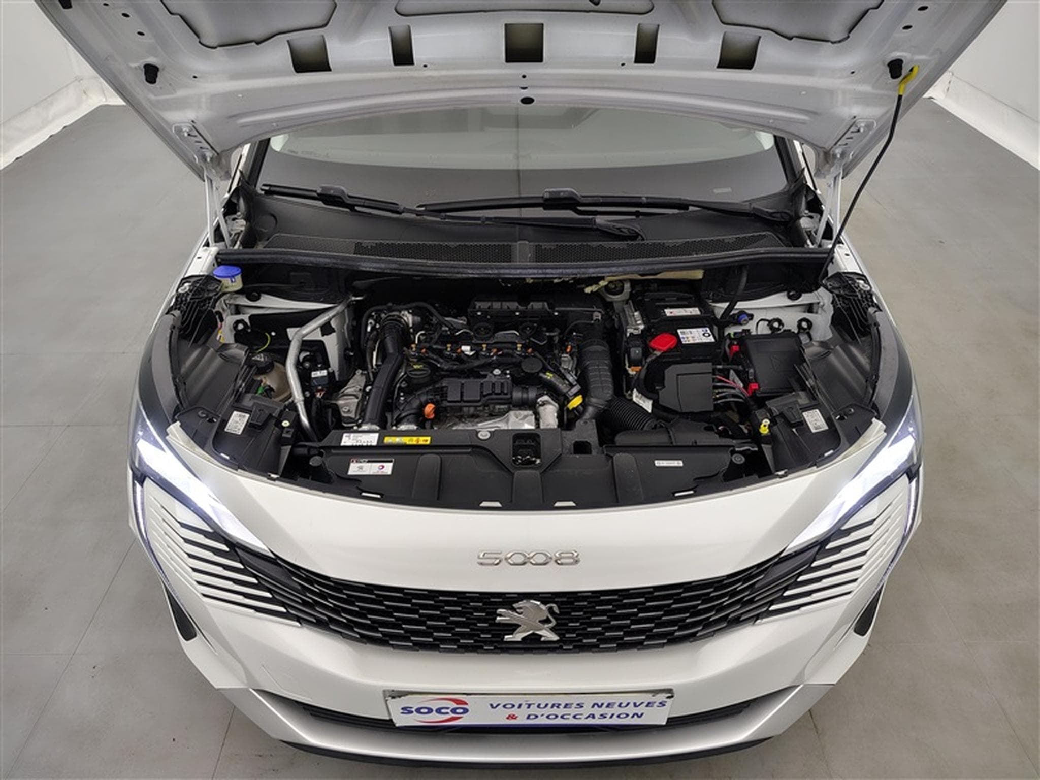 Peugeot 5008 1.5 BlueHDi Active Pack NAVI / FULL LED / CARPLAY (2022) - Foto 21