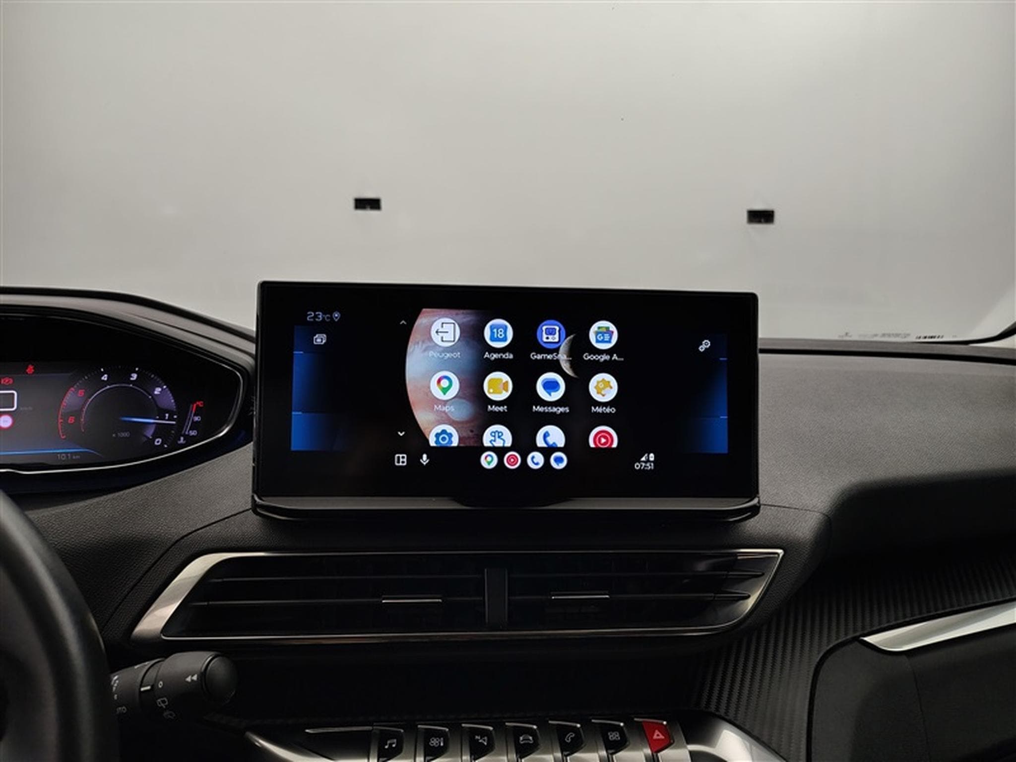 Peugeot 5008 1.5 BlueHDi Active Pack NAVI / FULL LED / CARPLAY (2022) - Foto 22