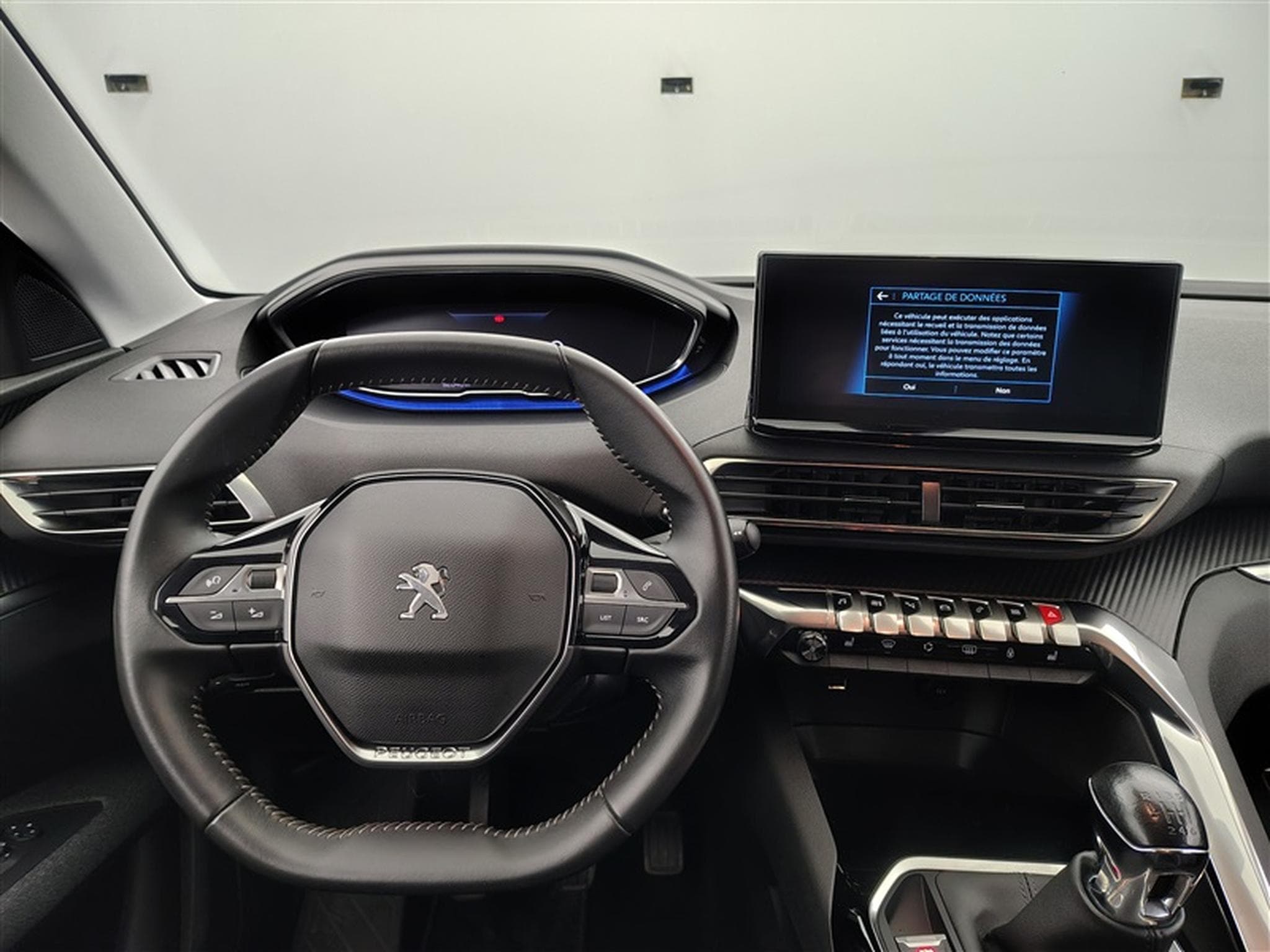 Peugeot 5008 1.5 BlueHDi Active Pack NAVI / FULL LED / CARPLAY (2022) - Foto 9