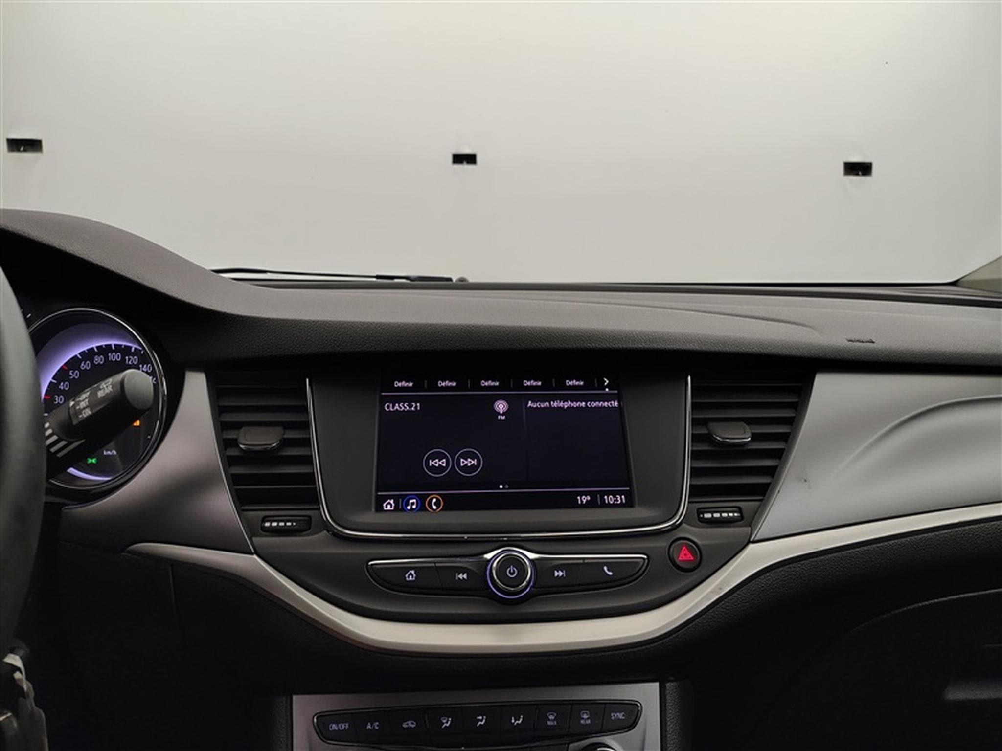 Opel Astra 1.2 Turbo 110cv Edition CARPLAY / FULL LED / PDC AV+AR (2020) - Foto 11