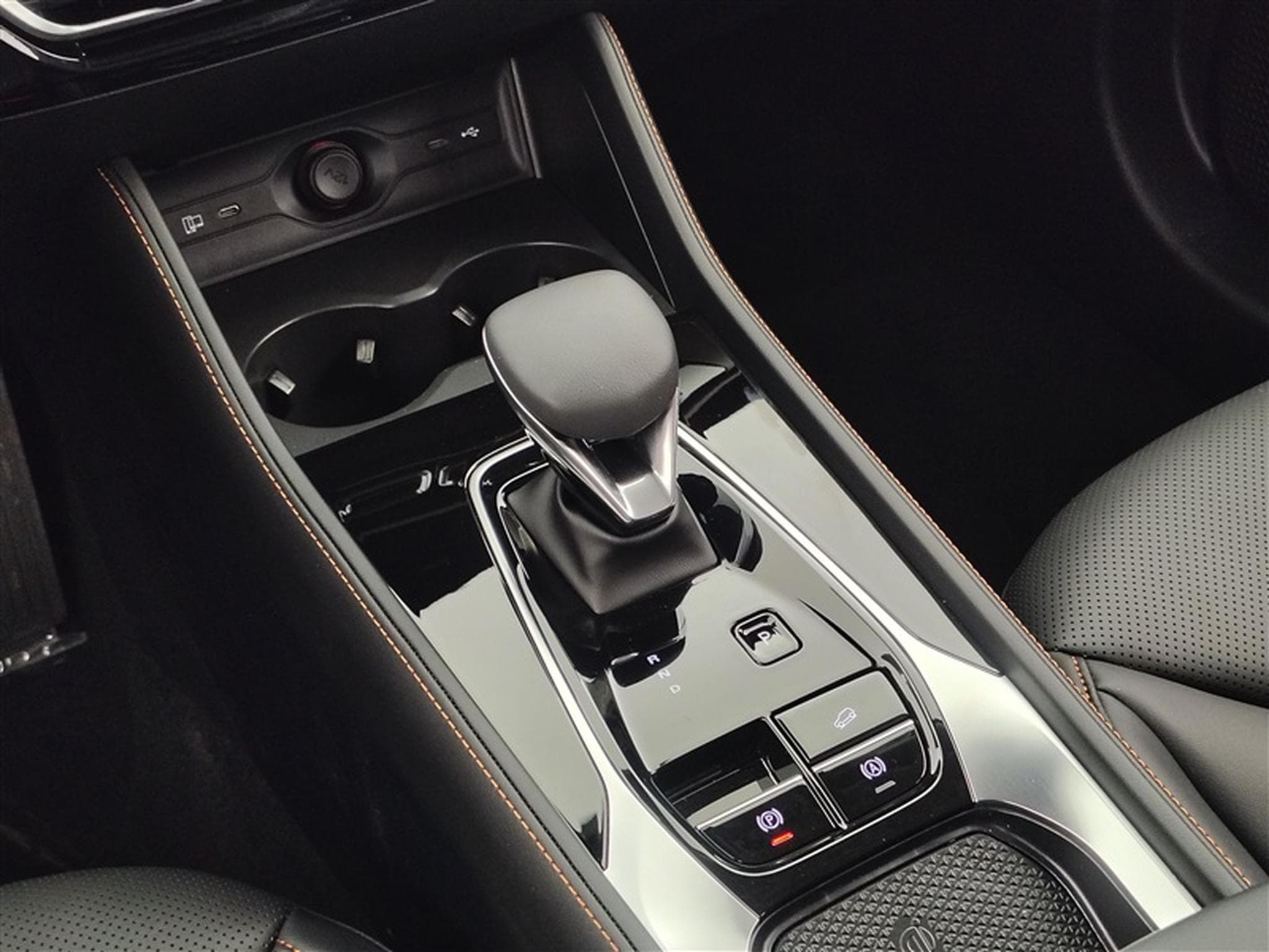MG HS 1.5 Hybrid+ Luxury CUIR / NAVI / CAMERA360° / CARPLAY (2026) - Foto 12