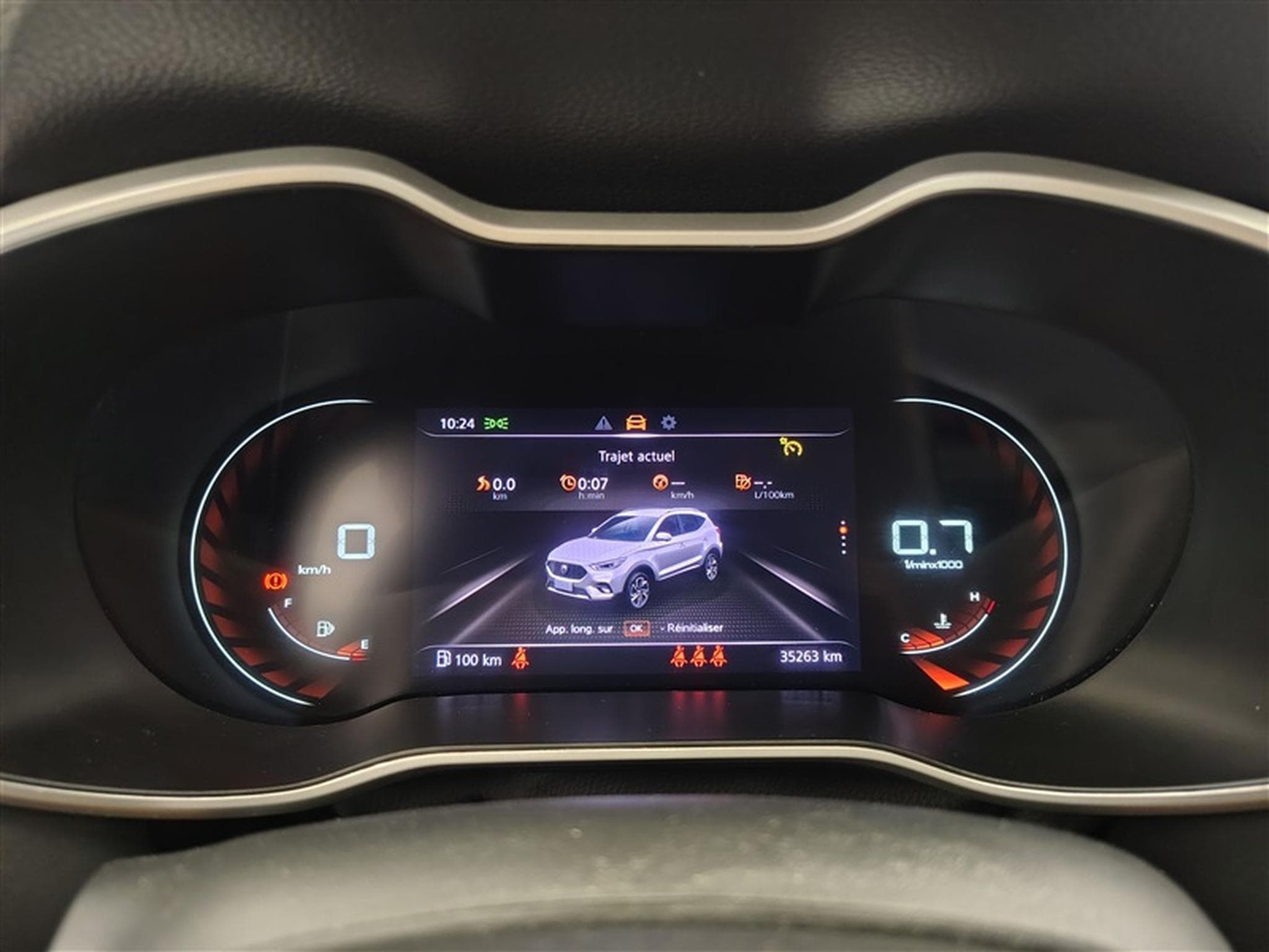 MG ZS 1.5 VTi 105cv Luxury NAVI / FULL LED / CUIR / (2024) - Foto 10