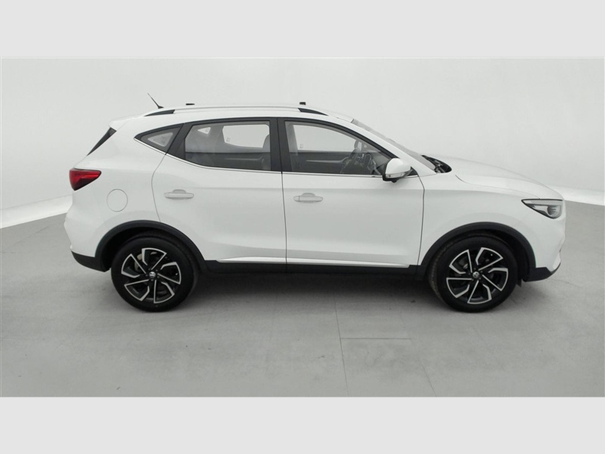 MG ZS 1.5 VTi 105cv Luxury NAVI / FULL LED / CUIR / (2024) - Foto 22