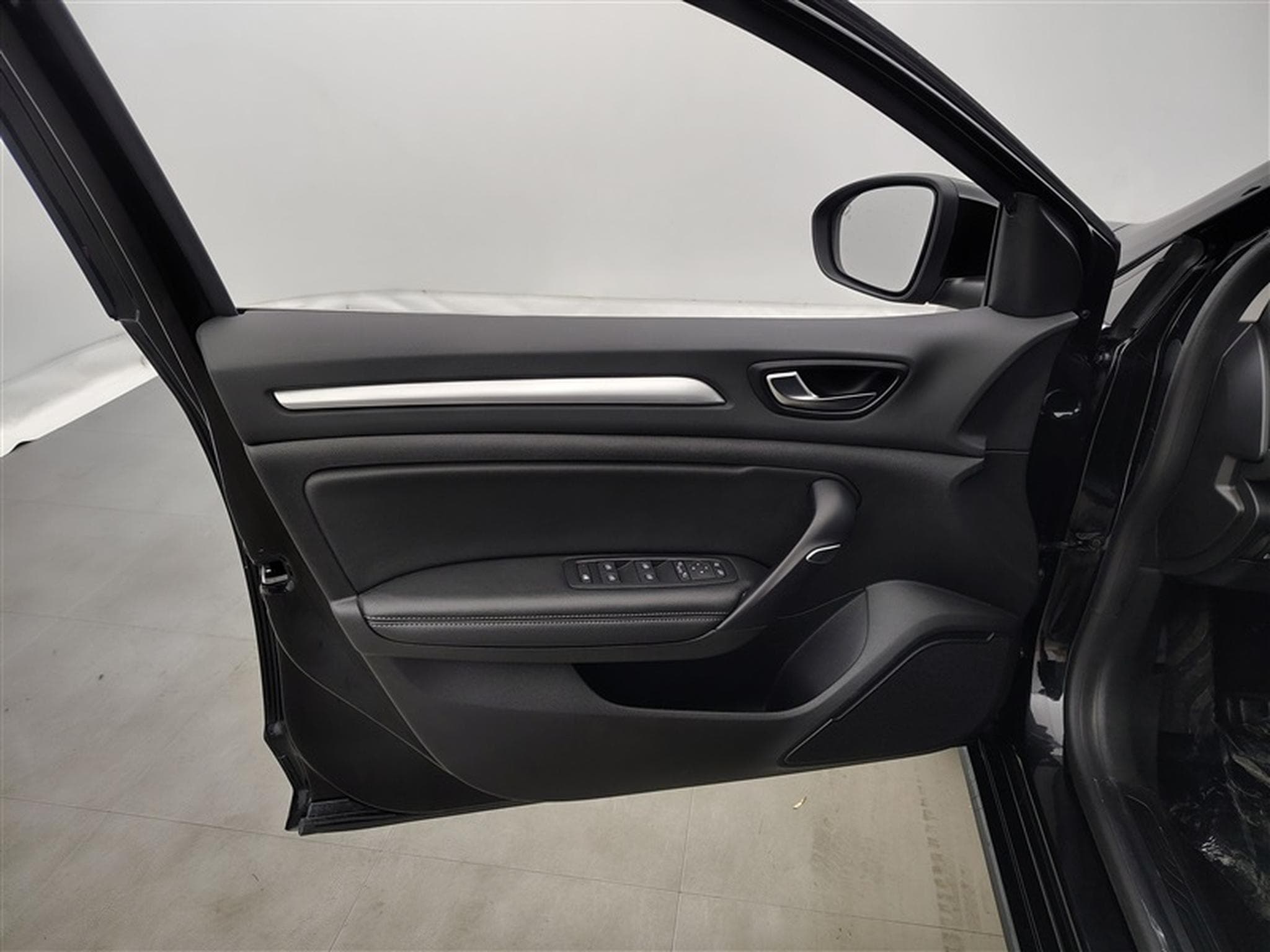 Renault Megane Mégane SW 1.33 TCe Techno EDC GPF (2024) - Foto 17