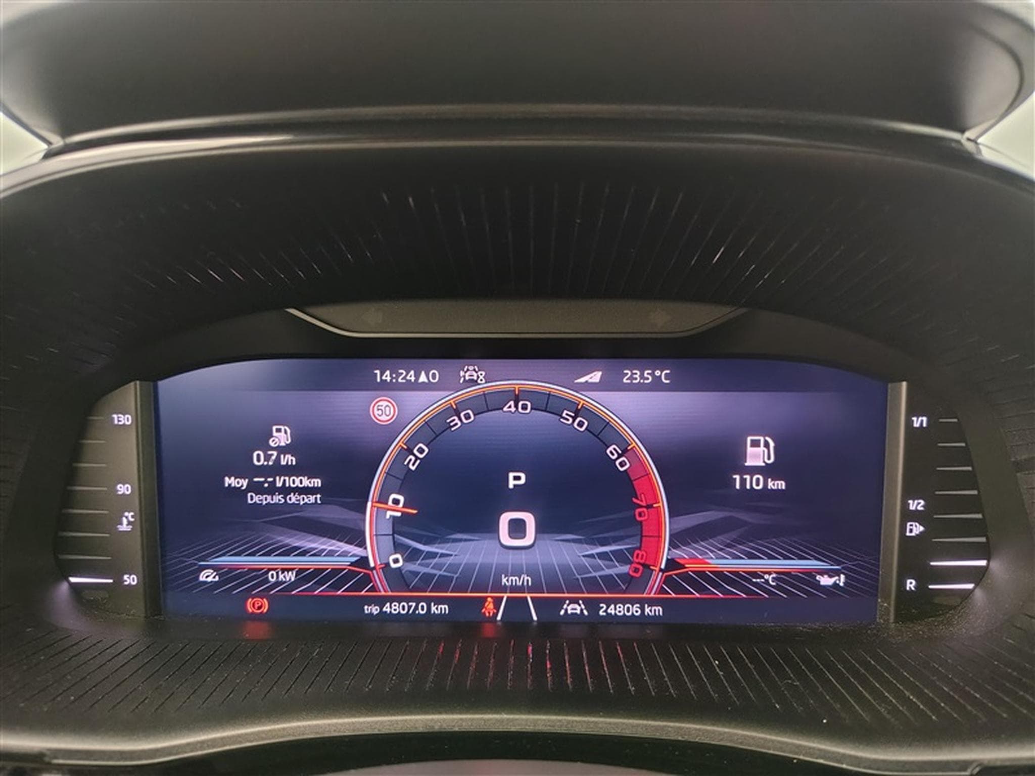 Skoda Fabia 1.0 TSI 115cv DSG MonteCarlo CARPLAY / FULL LED / CAMERA (2025) - Foto 10