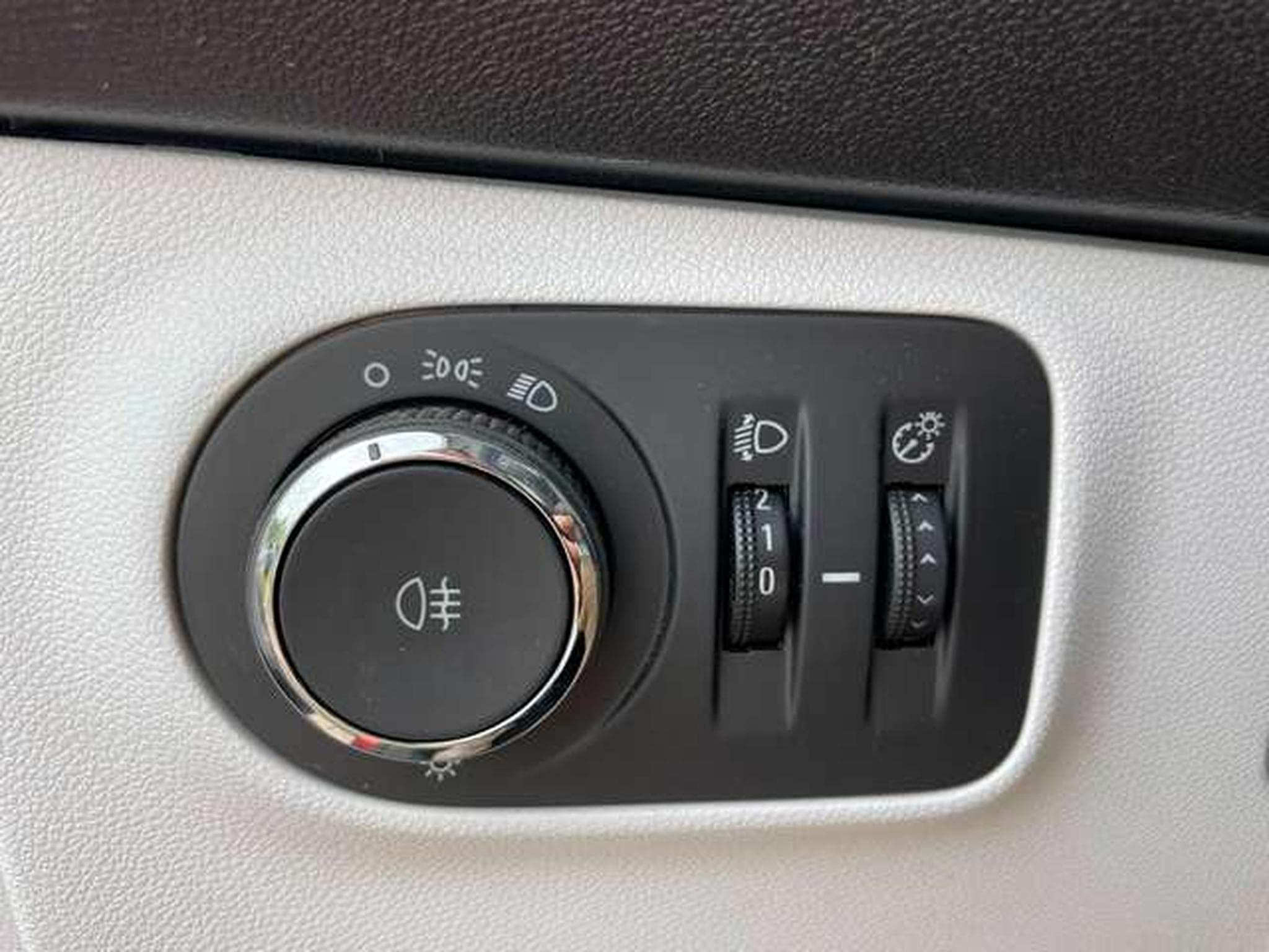 Opel Adam 1.4 Edition Jam - FULL SERVICES (2013) - Foto 10