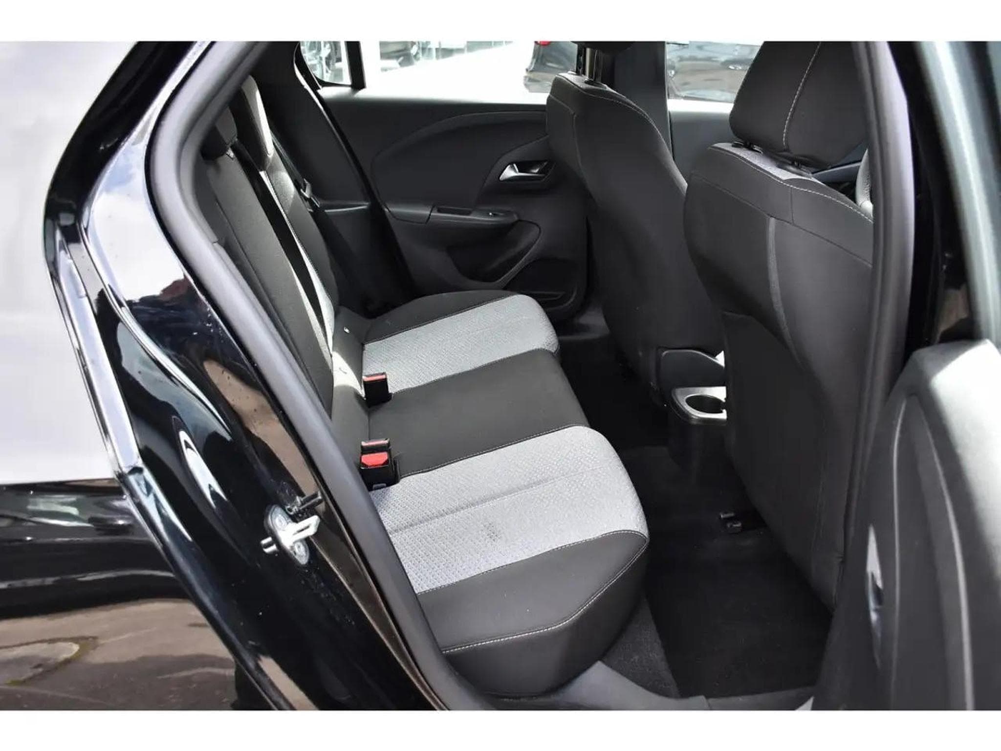 Opel Corsa (2025) - Foto 7
