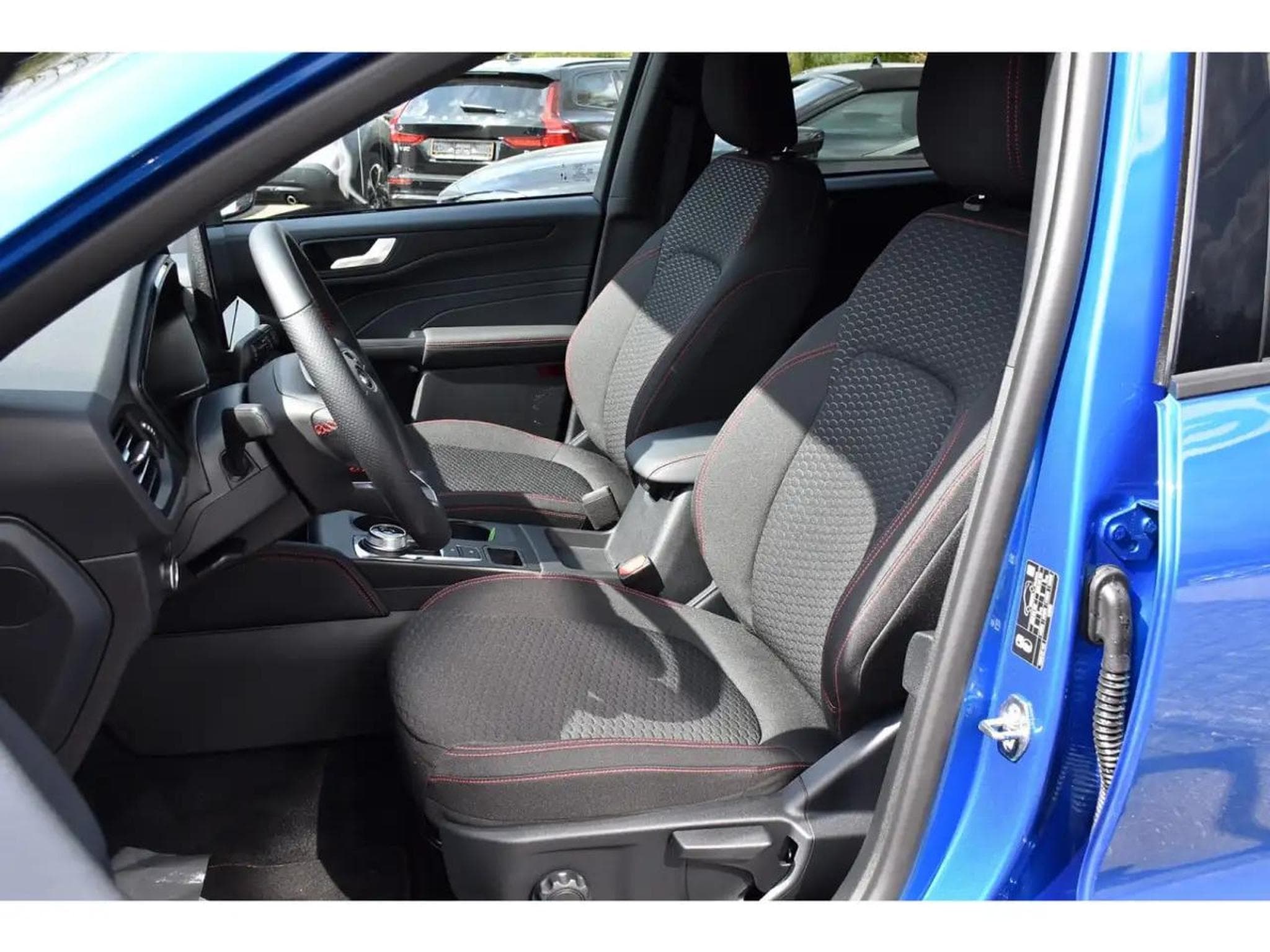 Ford Kuga (2025) - Foto 6