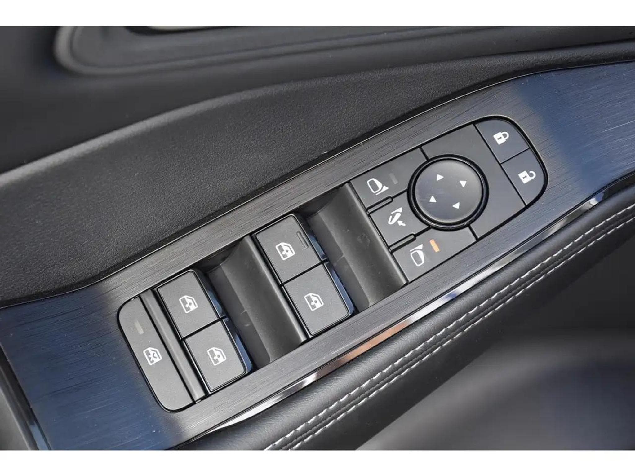 Nissan X-Trail (2026) - Photo 19