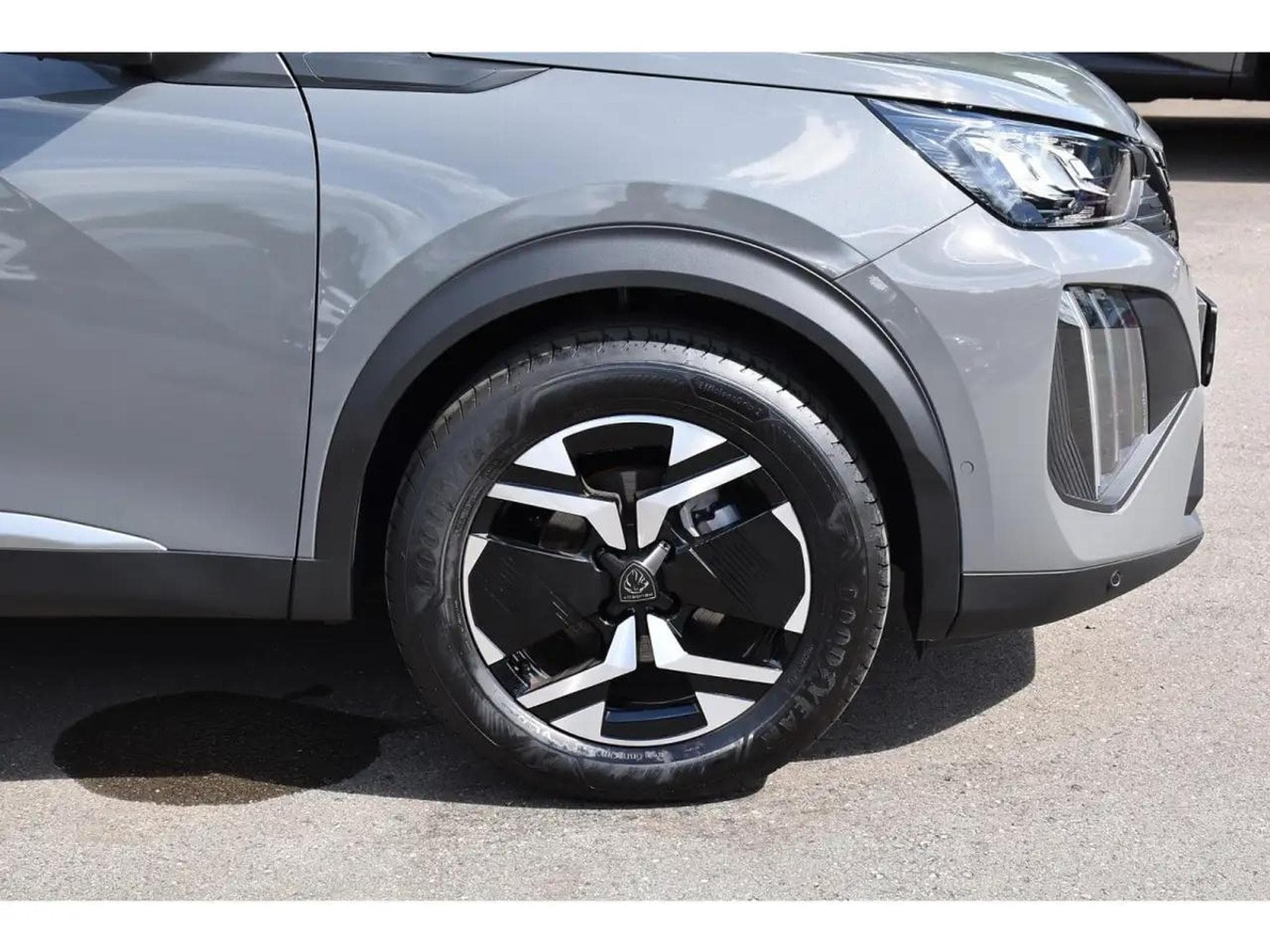 Peugeot 2008 (2025) - Photo 5