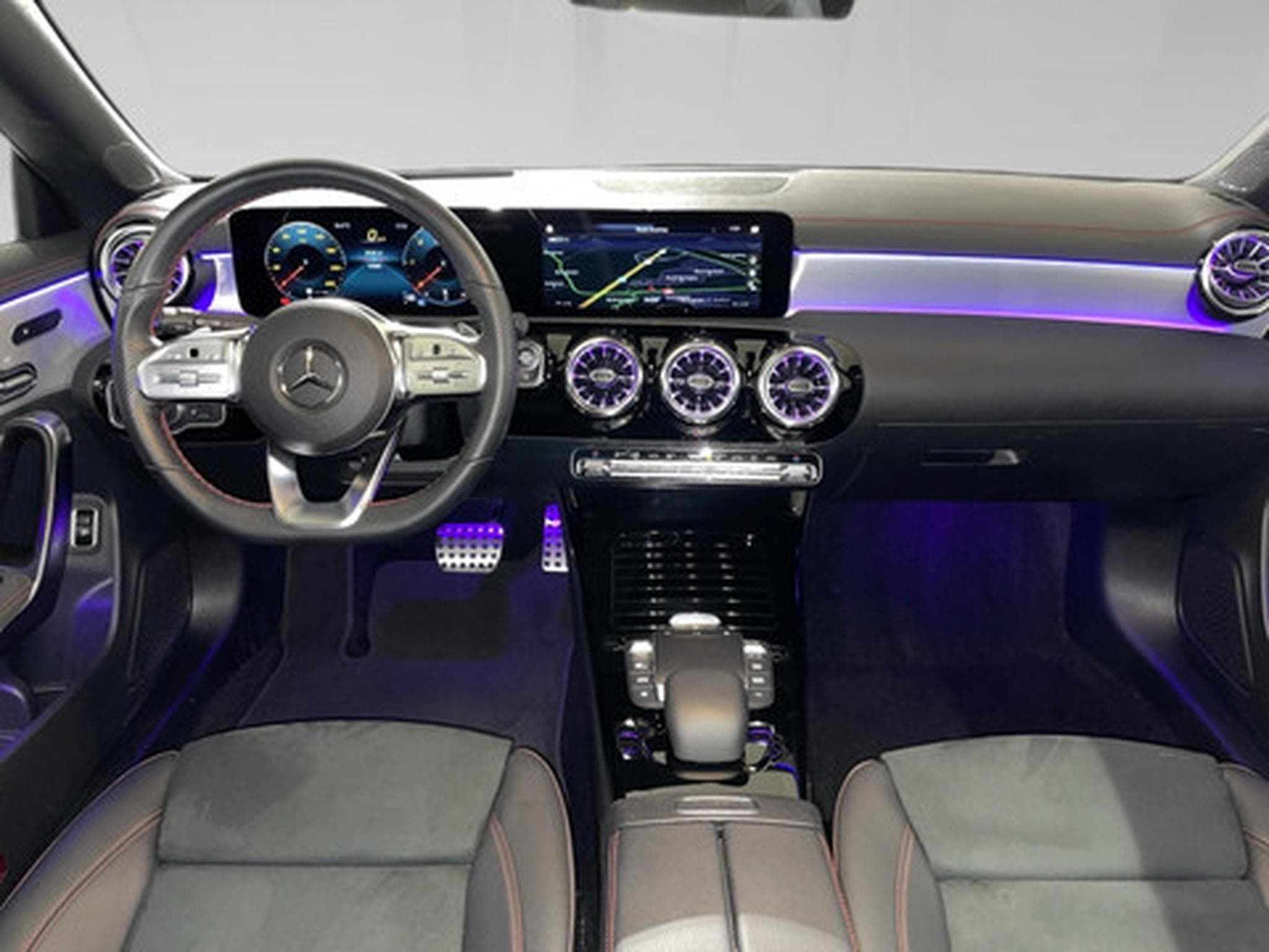 Mercedes CLA 200 2.0 CLA d (2023) - Photo 5