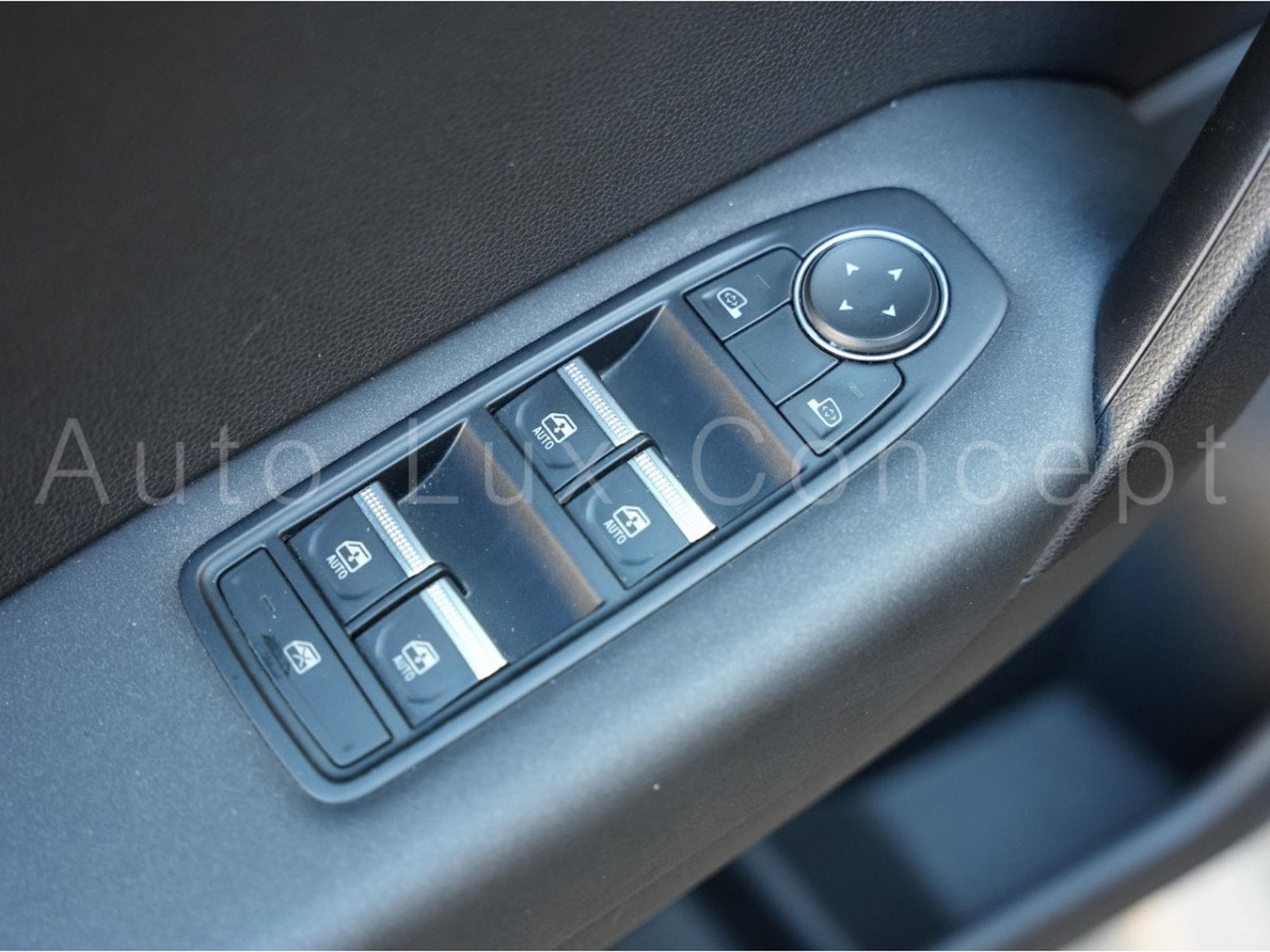 Renault Captur Eco-G 100 Evolution (2025) - Photo 14