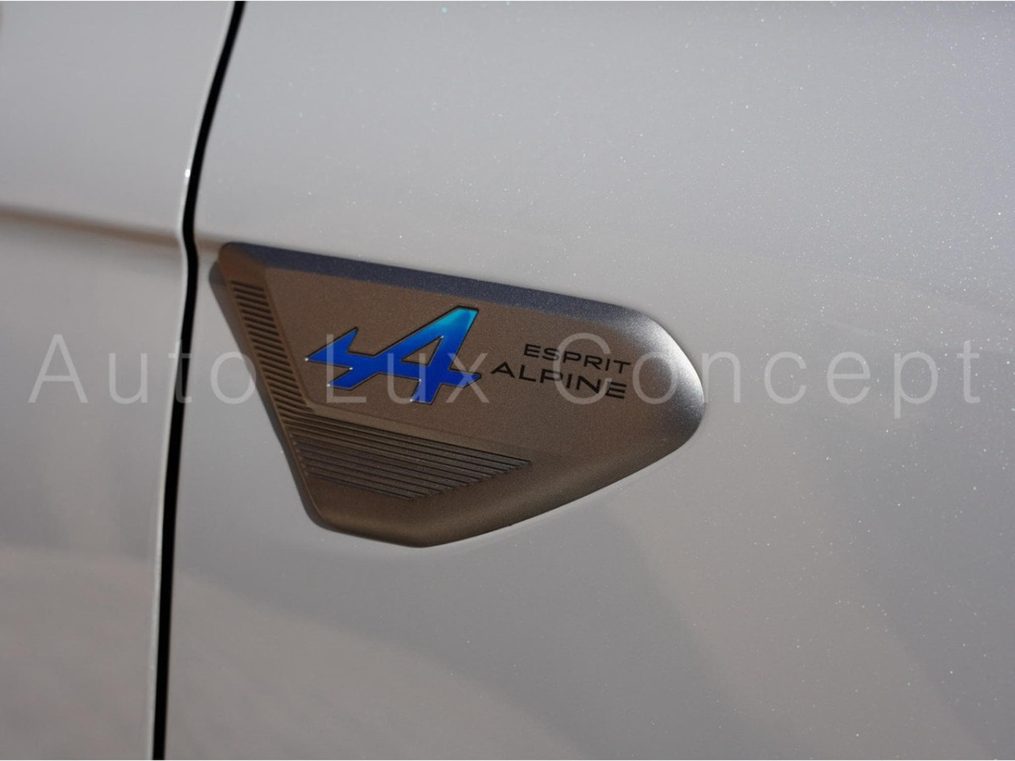 Renault Clio E-Tech Full Hybrid 145 Esprit Alpine (2024) - Photo 14