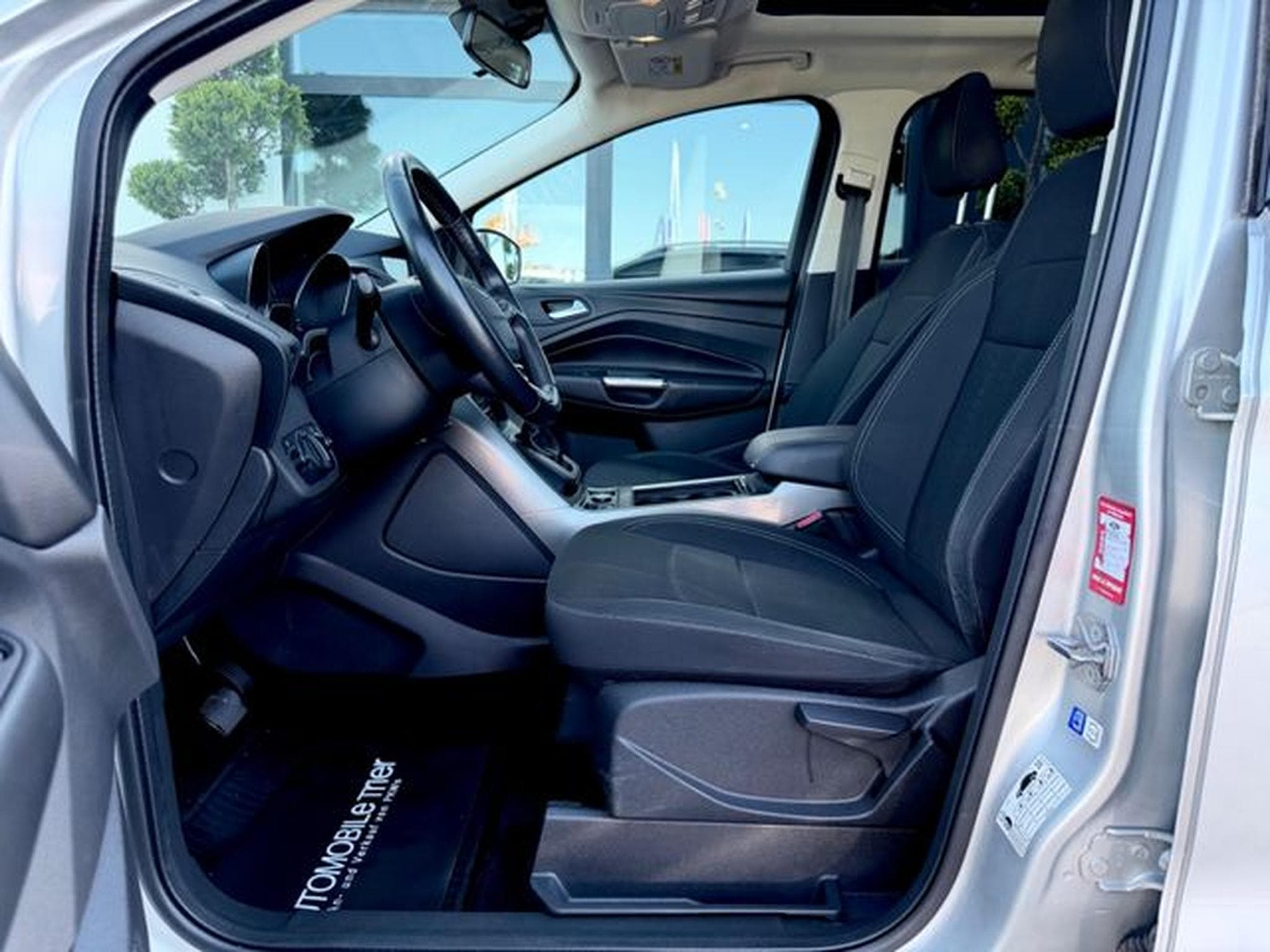 Ford Kuga Kuga 1.5 4x4 /AUTOMATIK/NAVI/PDC/LHZ/GARNATIE/ (2019) - Foto 9
