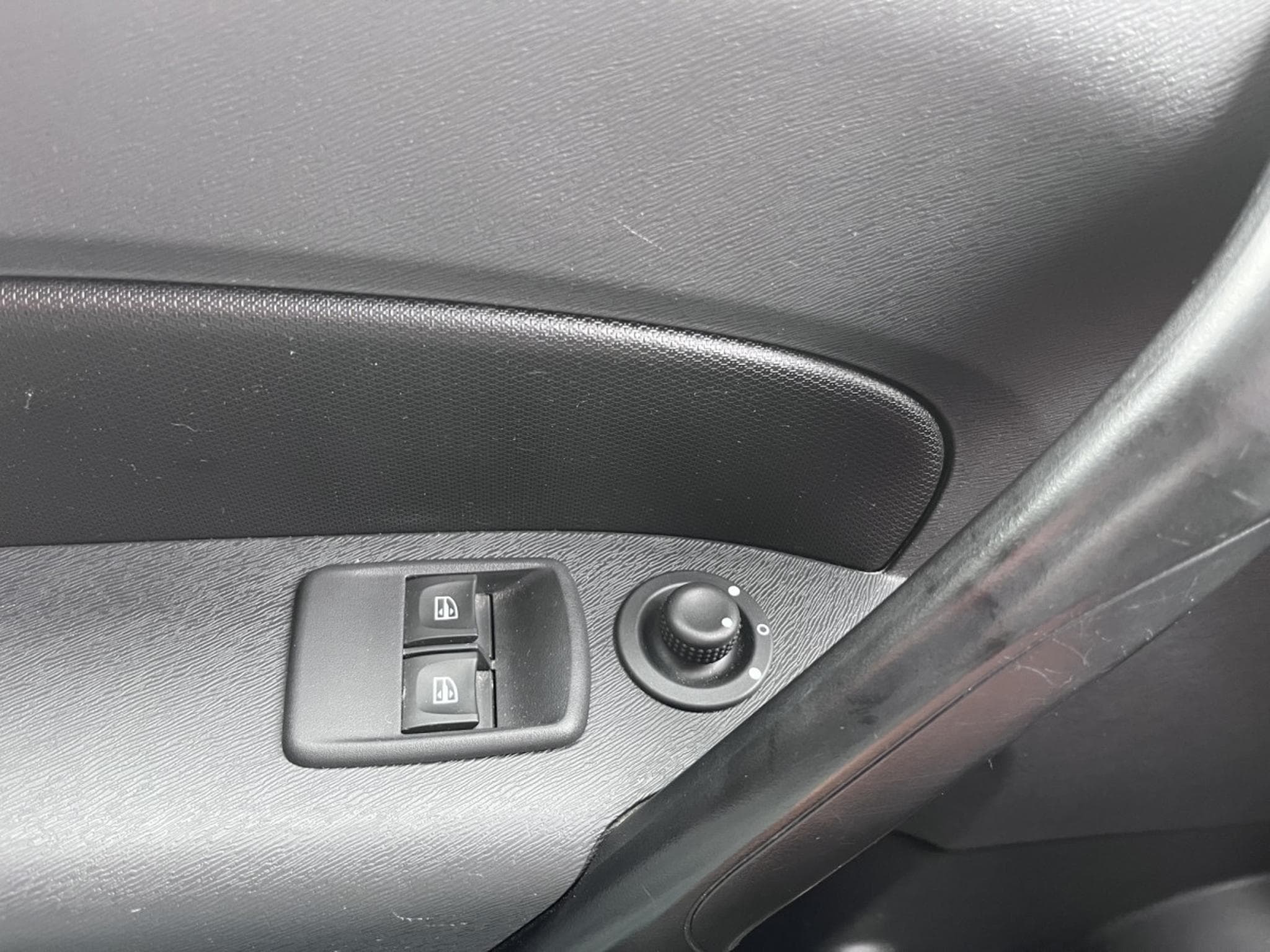 Renault Kangoo 1.5dci  Clim PDC 80cv (2021) - Photo 15