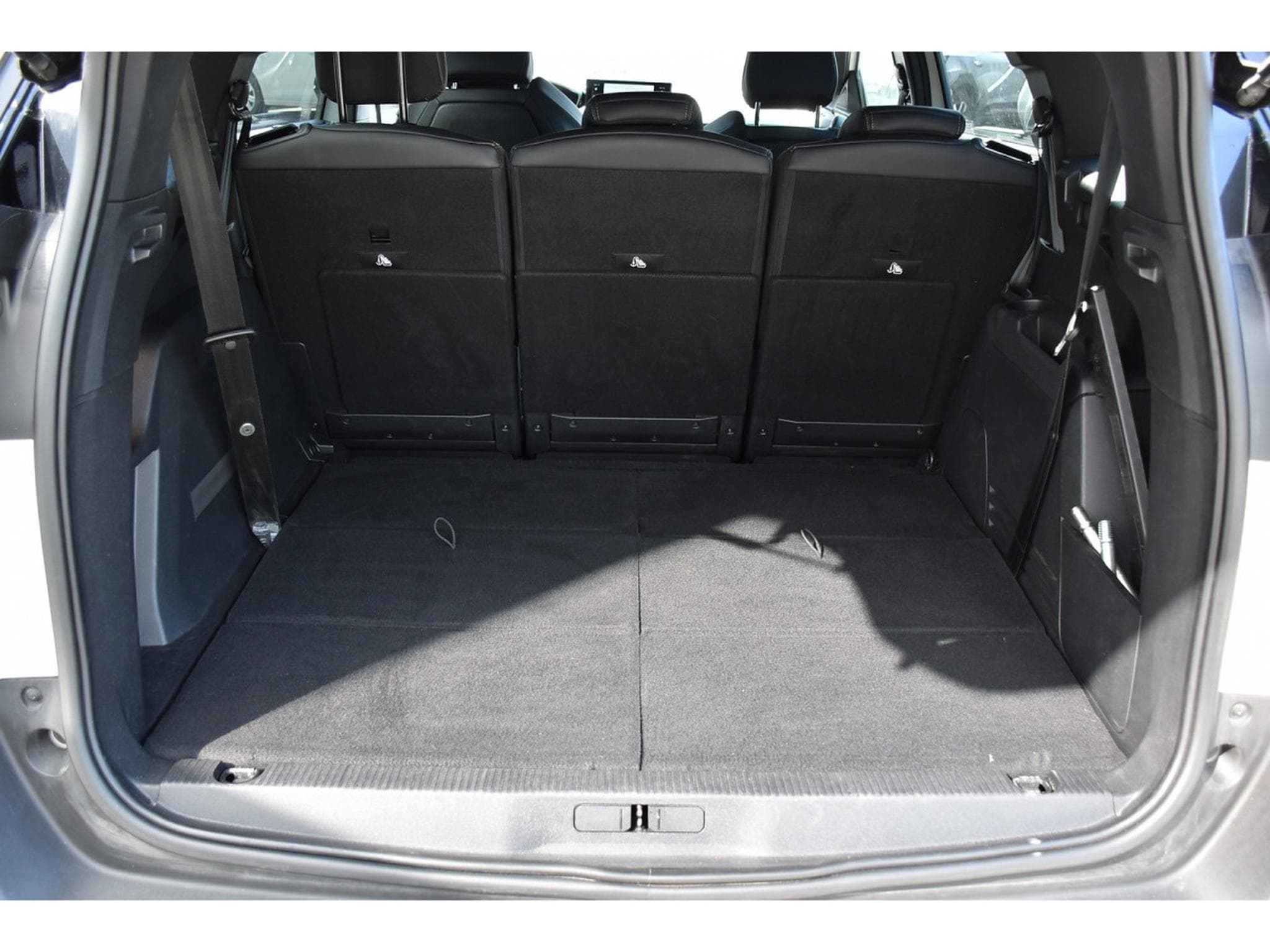 Peugeot 5008 1.2 130 GT EAT8 SG CHFF ACC LANE SIDE CAM 1° MAIN (2024) - Photo 24