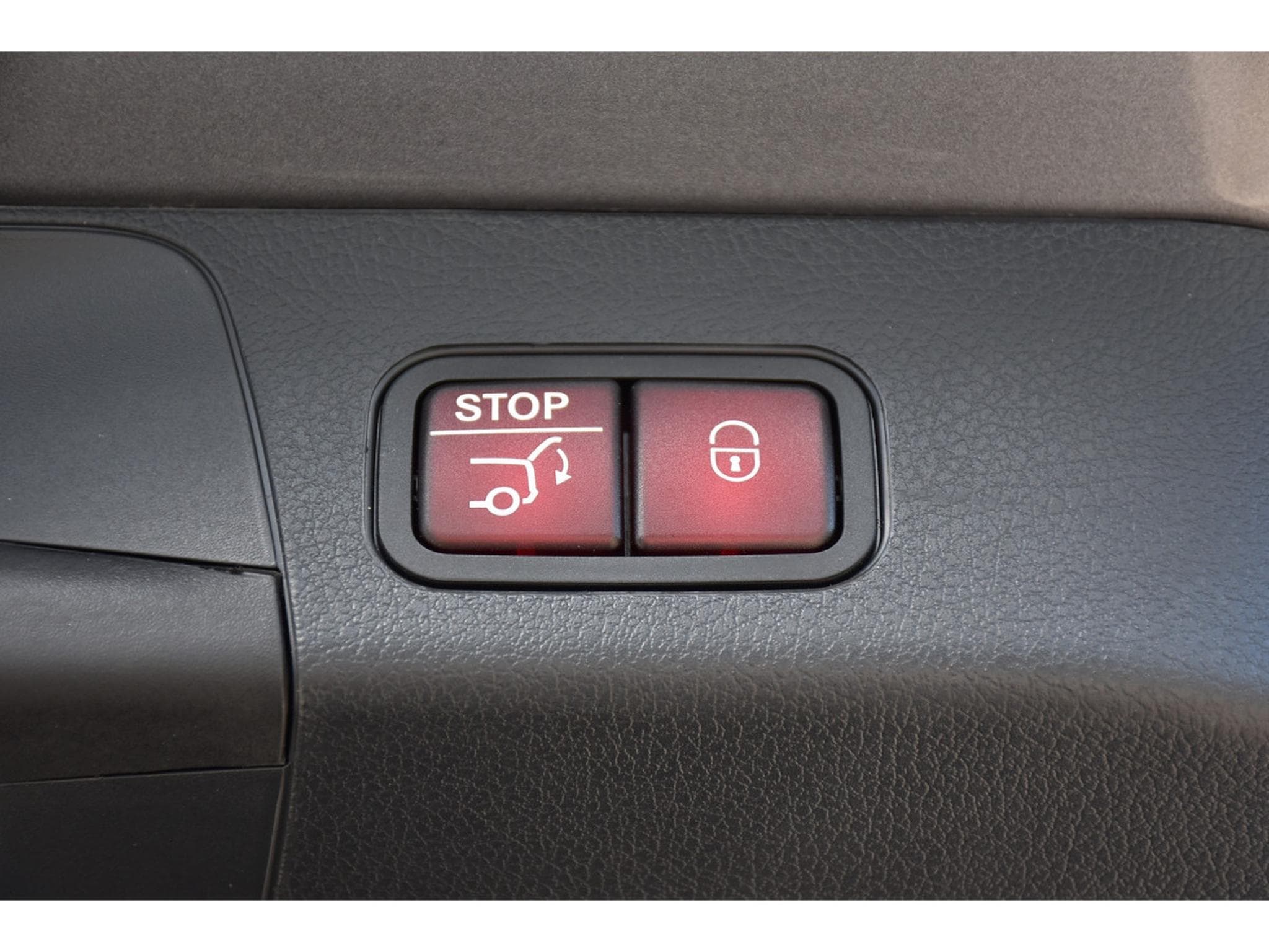 Mercedes GLB 180 CDI Business Line 8G-Tronic 7 PL. CUIR GPS CAM 1° MAIN (2025) - Photo 22