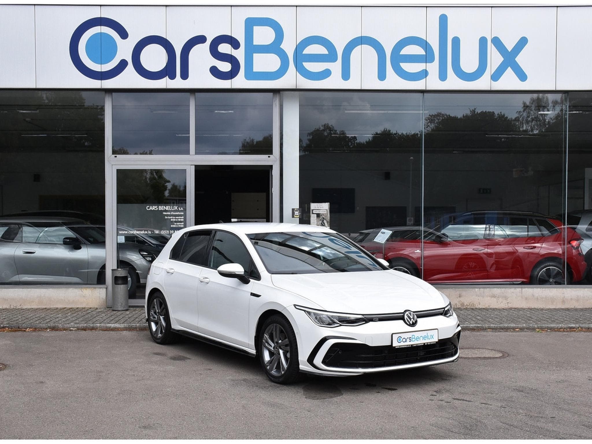 VW Golf 1.5 eTSI R-Line DSG ACC TRAVEL SIDE CAM PARK ATT RMQ 1° MAIN (2021) - Photo 1