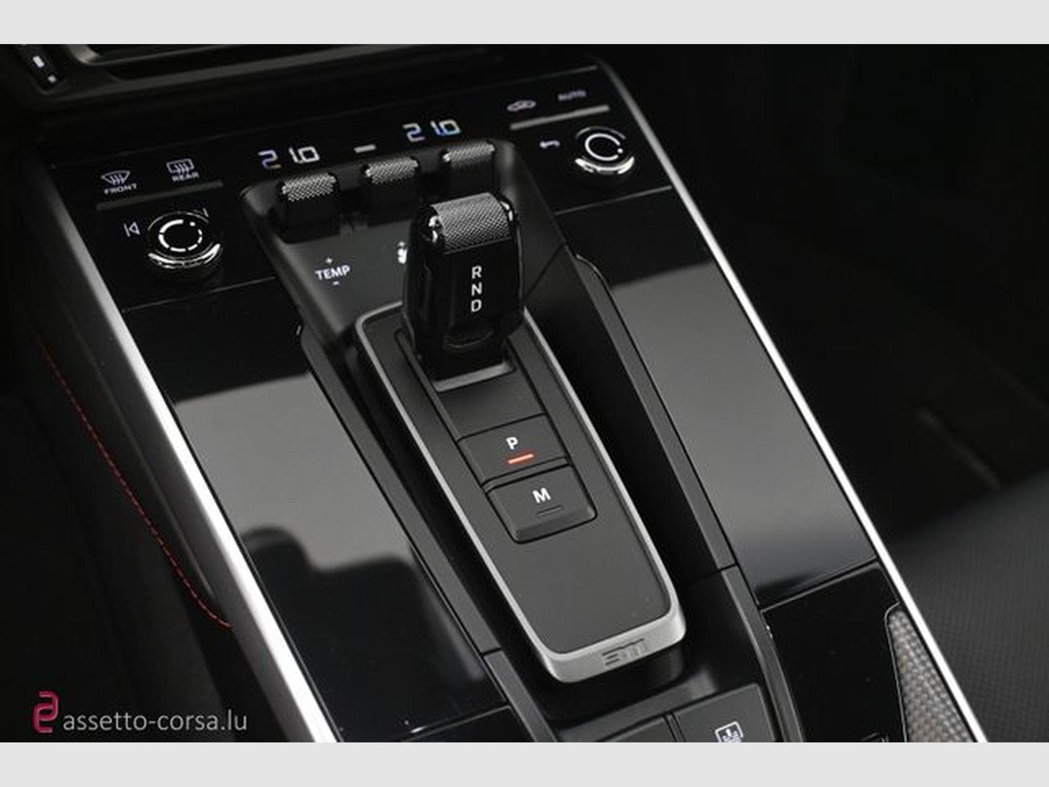Porsche 911 911 (992.1) Turbo S*PCCB*PASM*Lift*Matrix*1.Hand (2021) - Photo 18
