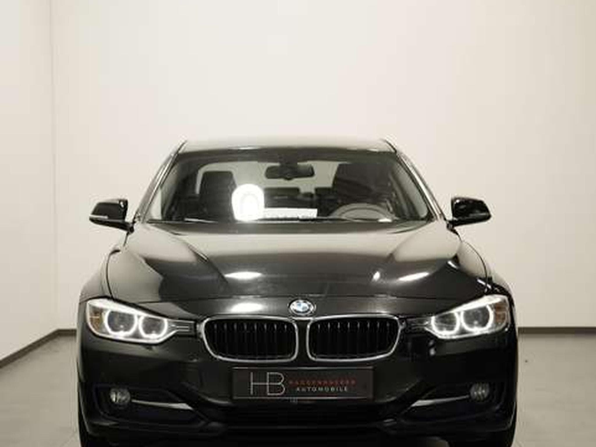 BMW 318 d Sport Line 3.H *Leder *Bi-Xenon *Shadow-L (2014) - Photo 2