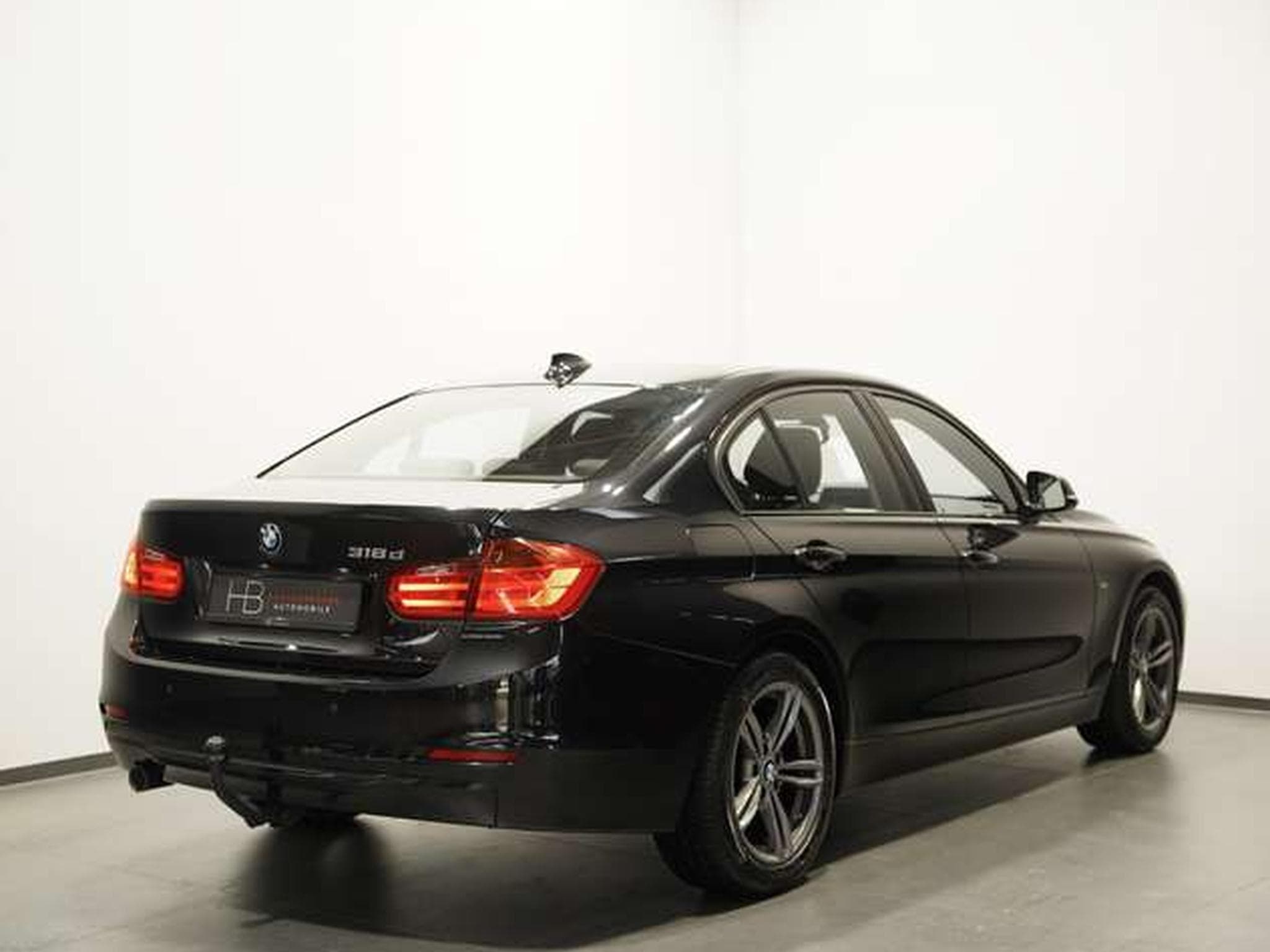 BMW 318 d Sport Line 3.H *Leder *Bi-Xenon *Shadow-L (2014) - Photo 5