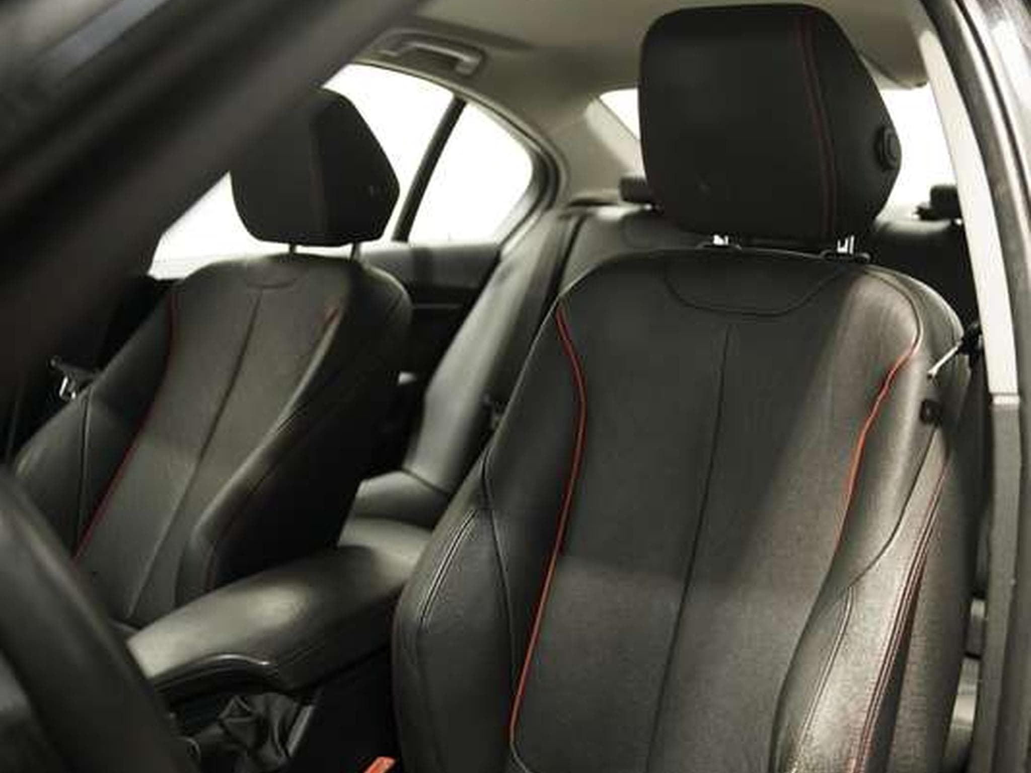 BMW 318 d Sport Line 3.H *Leder *Bi-Xenon *Shadow-L (2014) - Photo 8